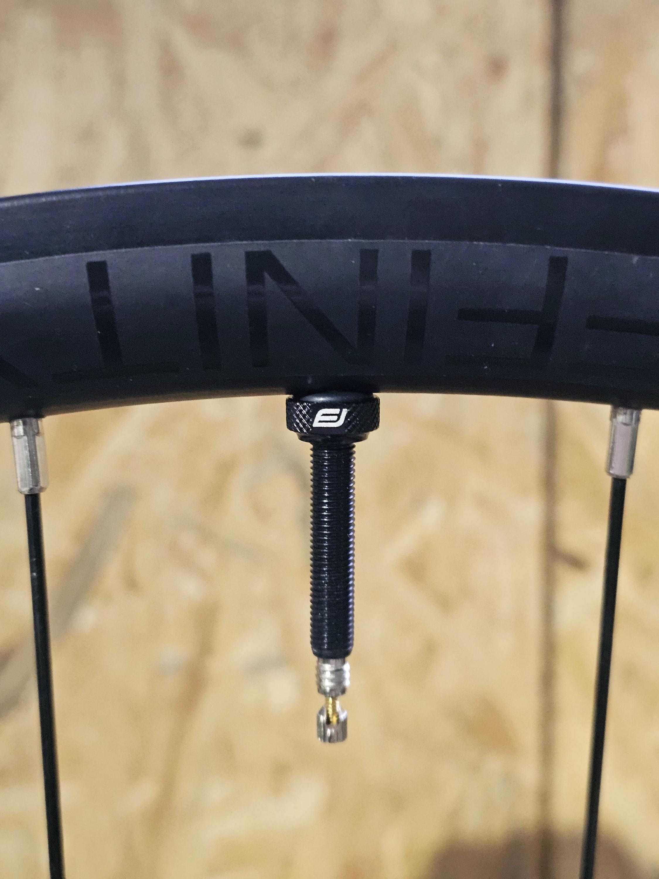 Re-Bike mini cykloservis foto 1