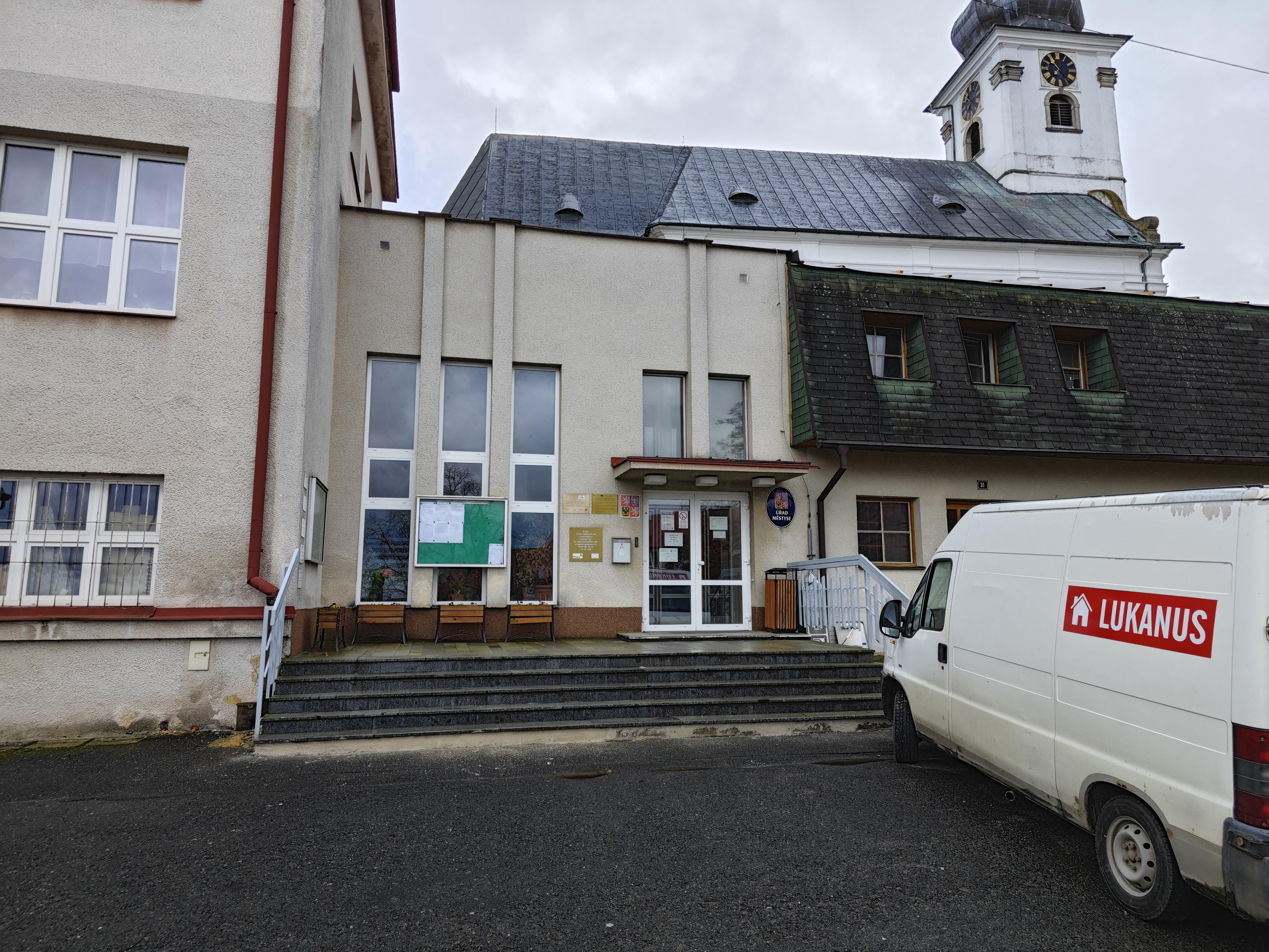 Klenčí pod Čerchovem - úřad městyse foto 3