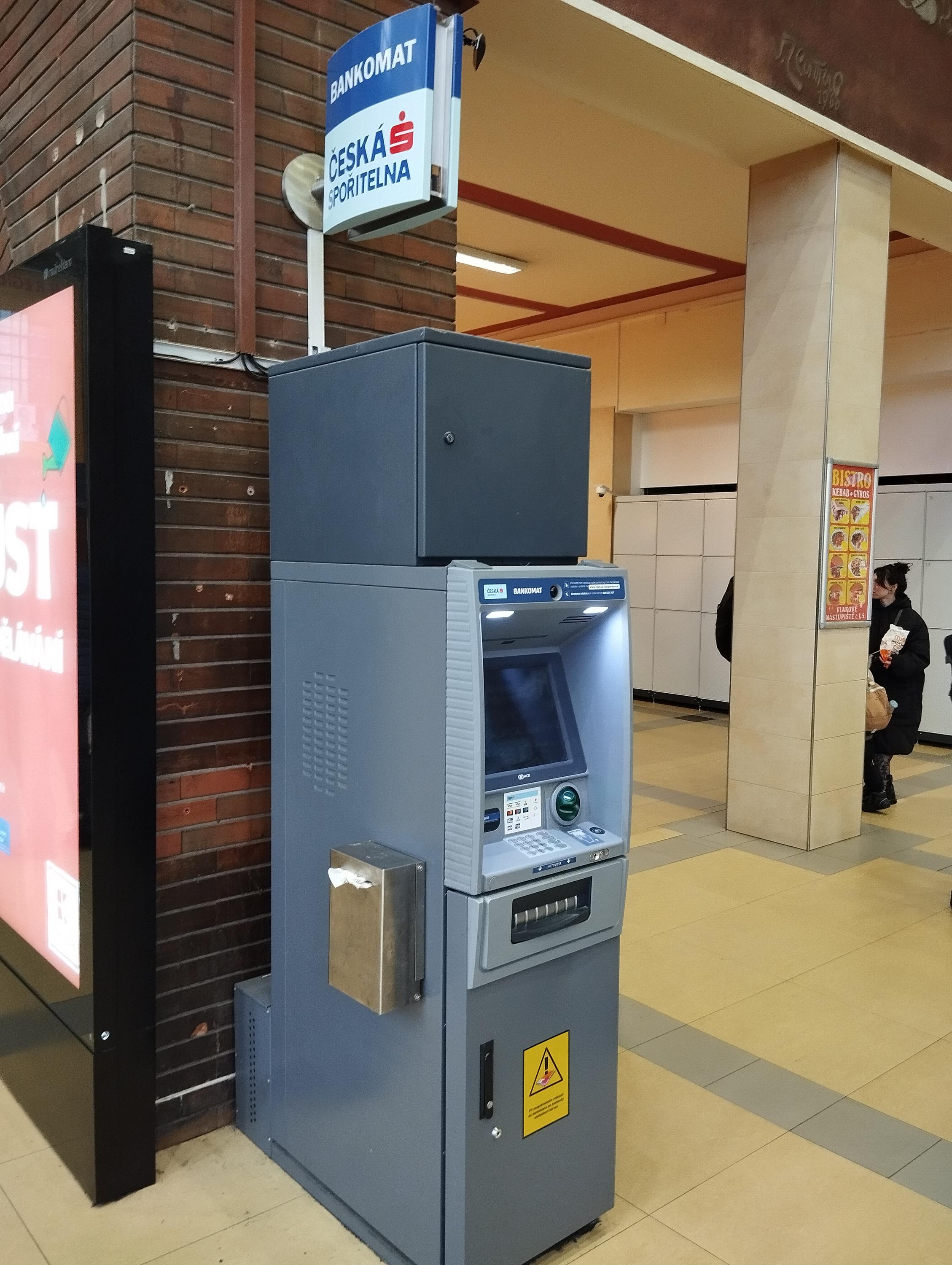 Bankomat České spořitelny foto 2
