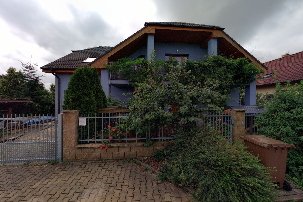 Ve skořápce, s.r.o.