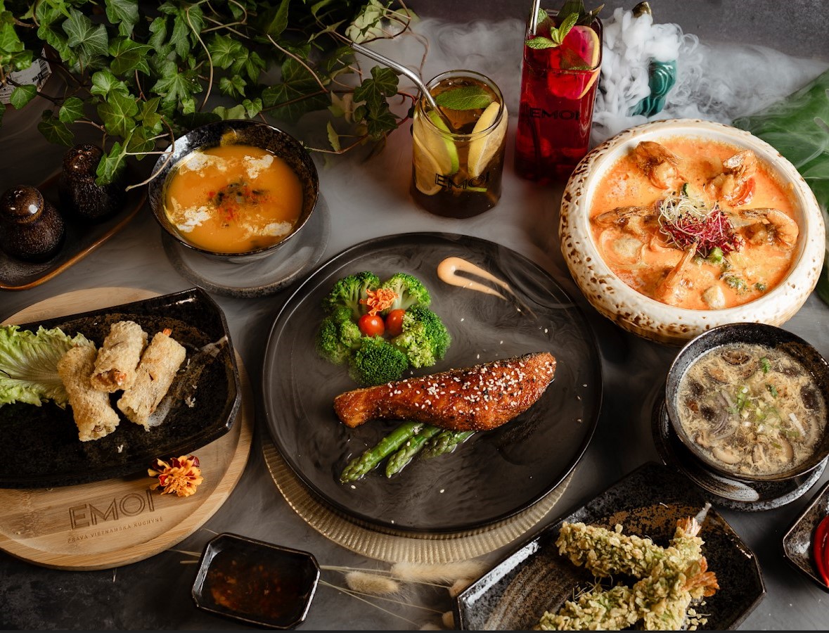 EMOI - Pravá Vietnamská Restaurace foto 3