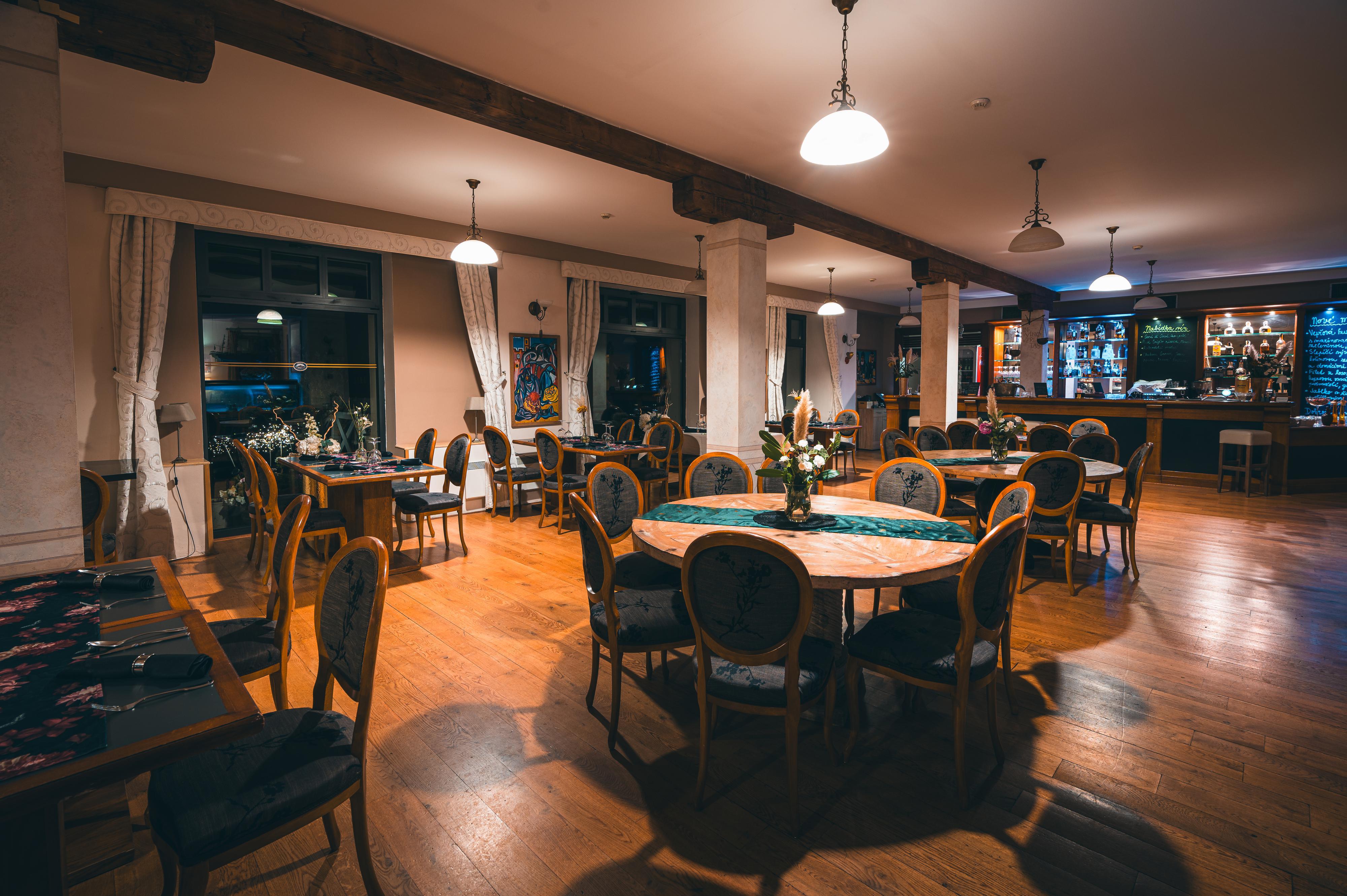 Grill Restaurant Mlýn Karlštejn