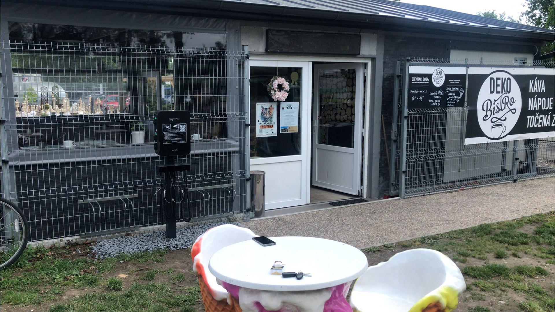 Nabíjecí stanice pro elektrokola - Deko Bistro