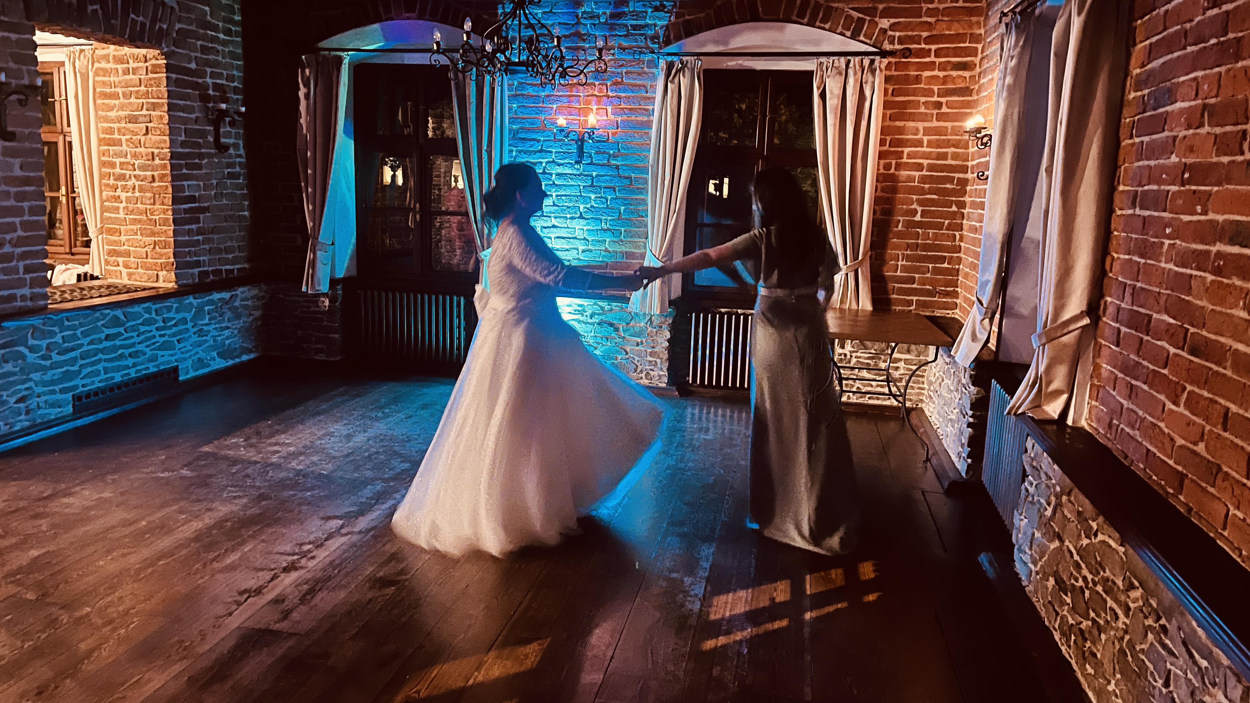 DJ pro svatbu i oslavu - Bc. Martin Svetlánsky foto 1