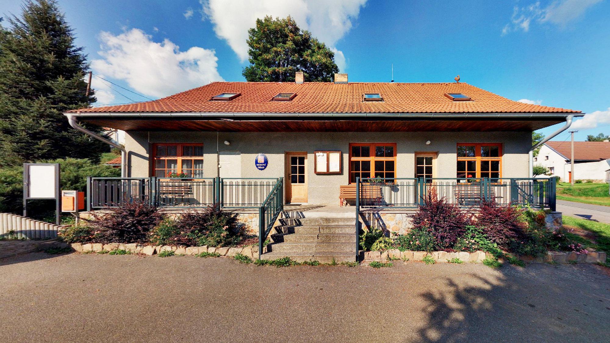Kamenný Malíkov - obecní úřad foto 2