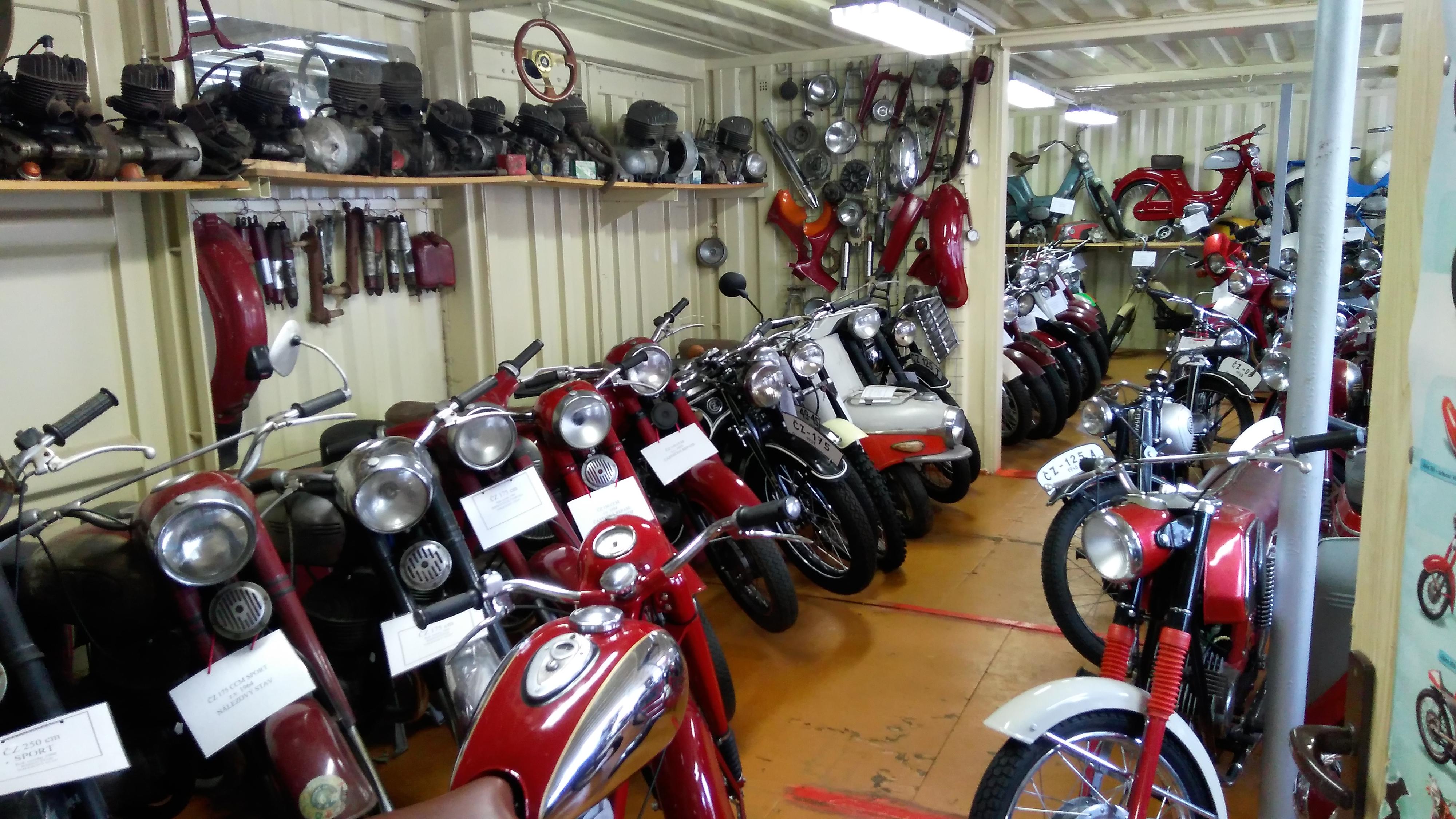 První Valašské Motomuzeum foto 5