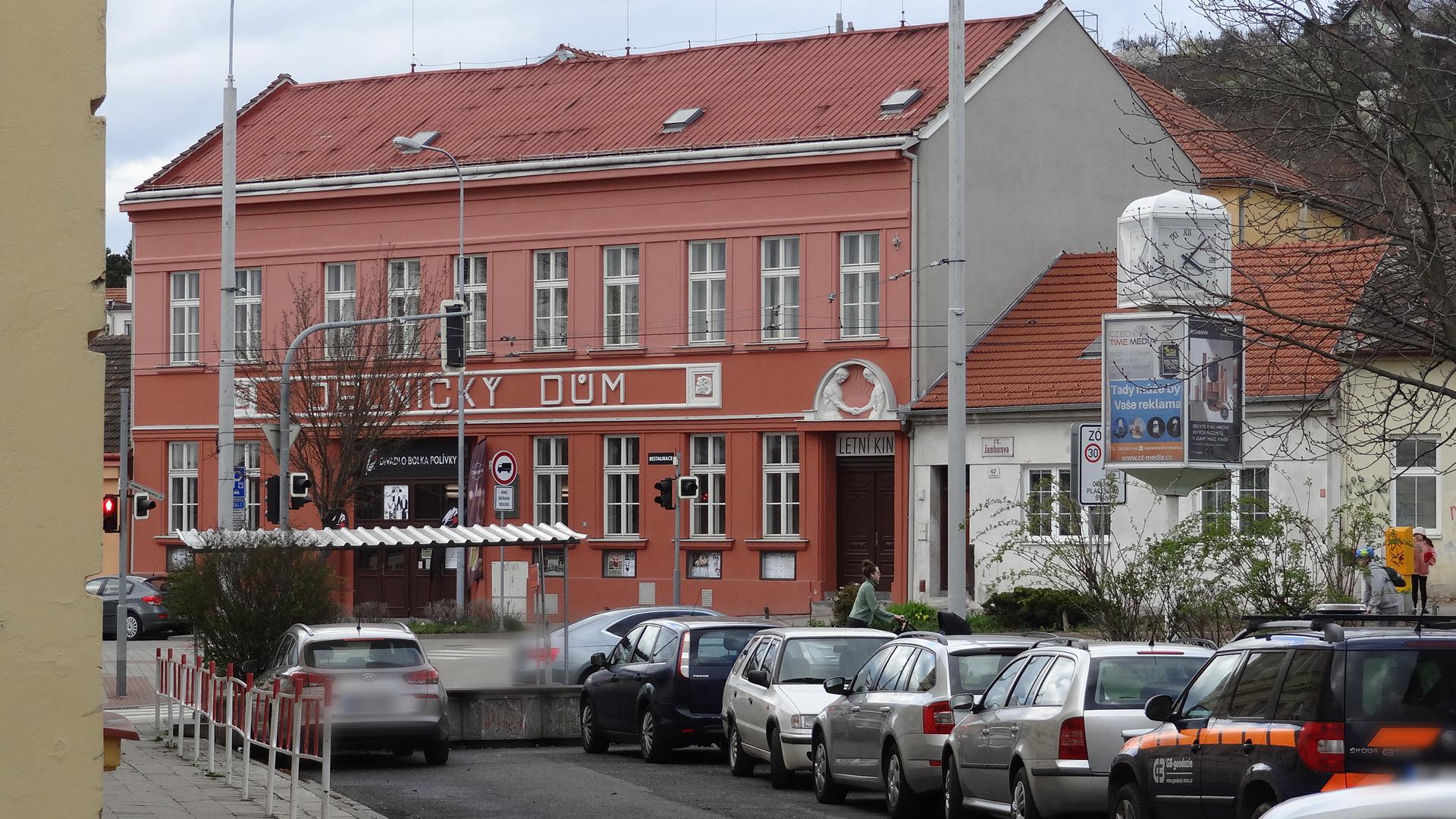 Dělnický dům foto 3