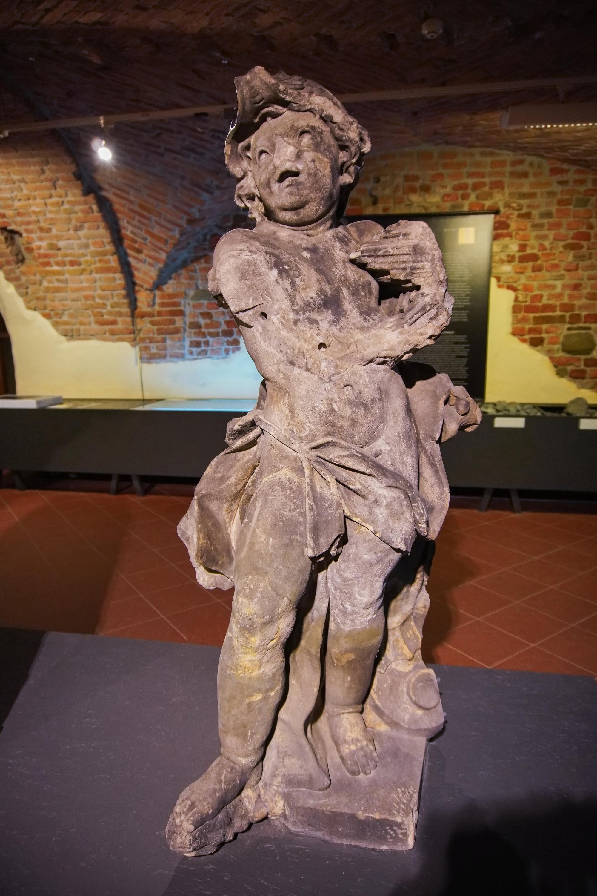 Příběh kamene – expozice geologie, archeologie a lapidária foto 6