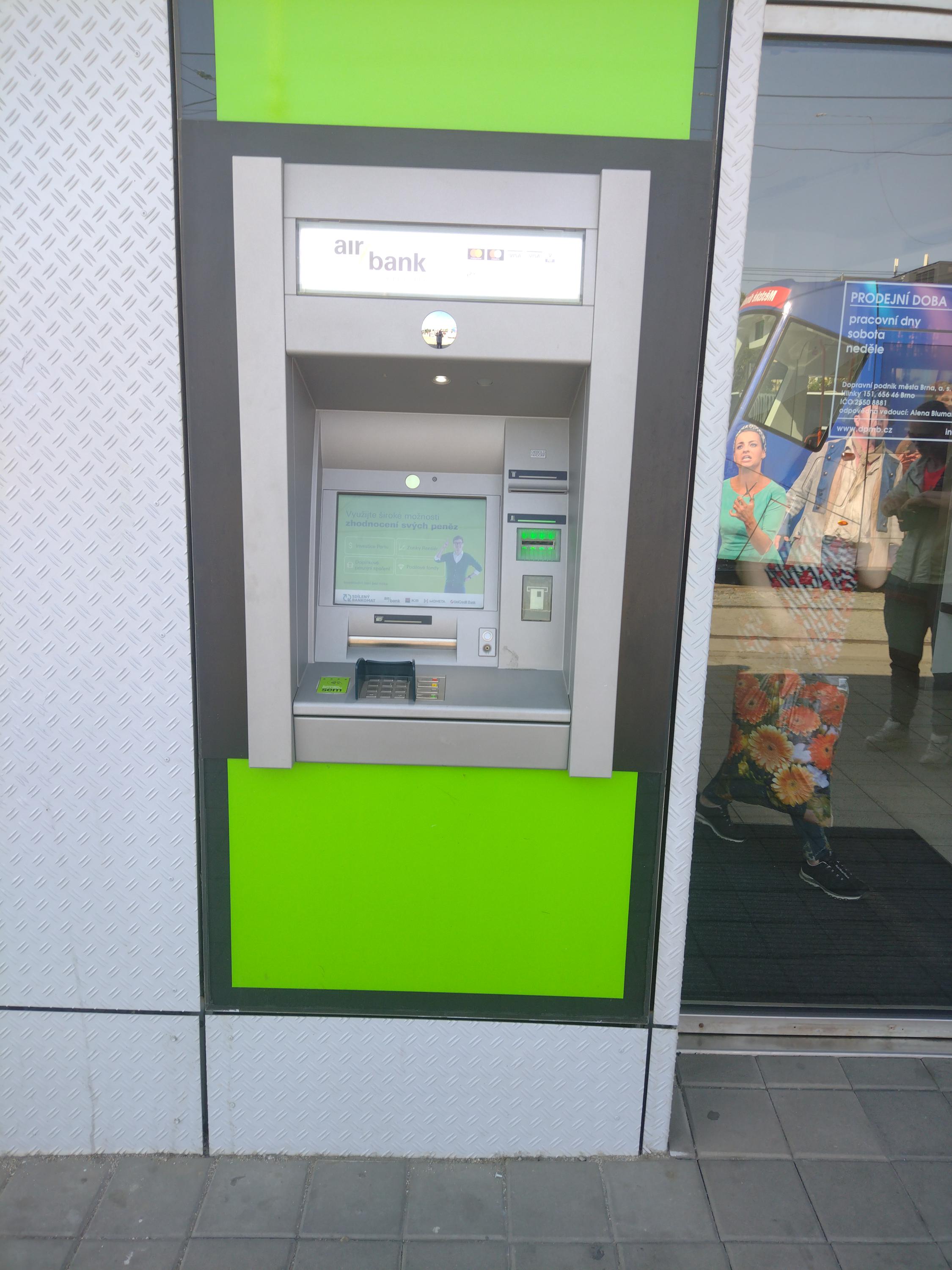 Bankomat Air Bank foto 2