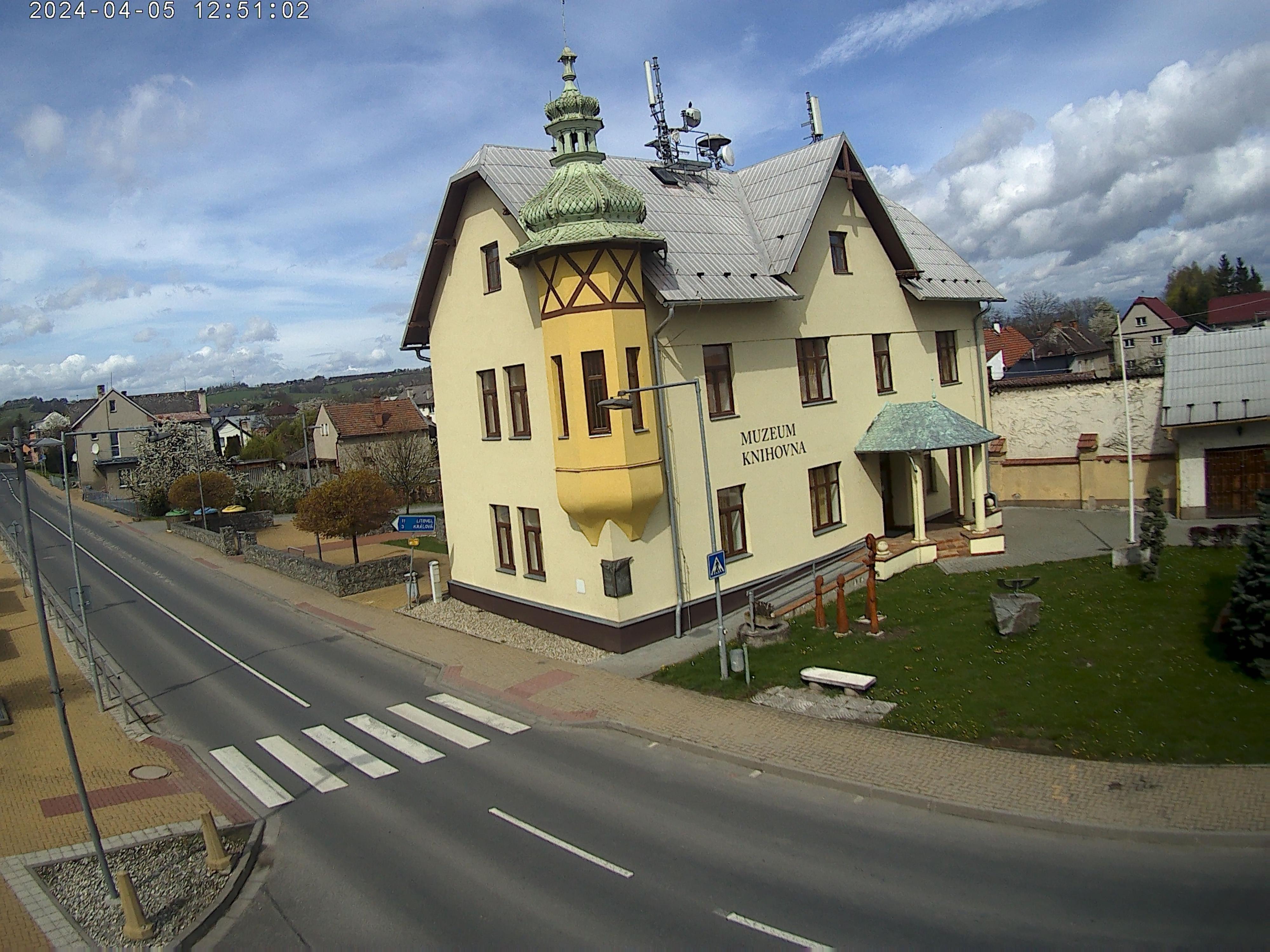 Místní knihovna v Medlově foto 3