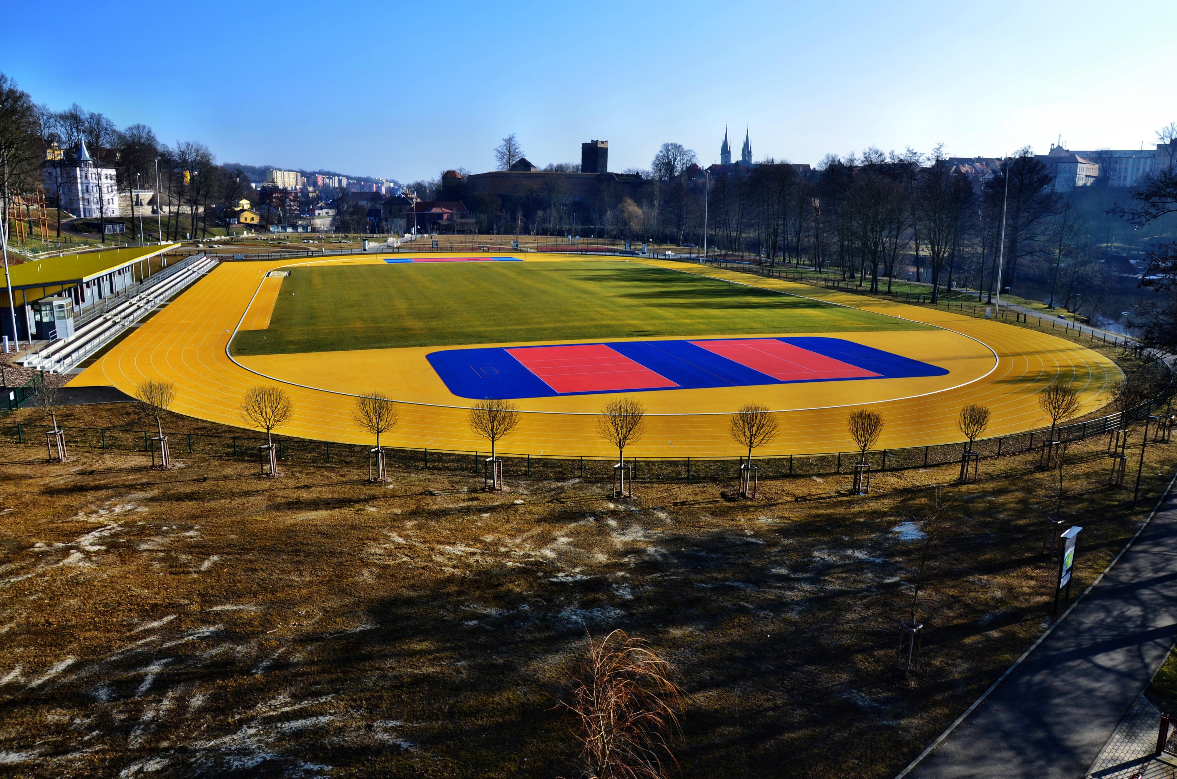 Atletický stadion Cheb foto 6