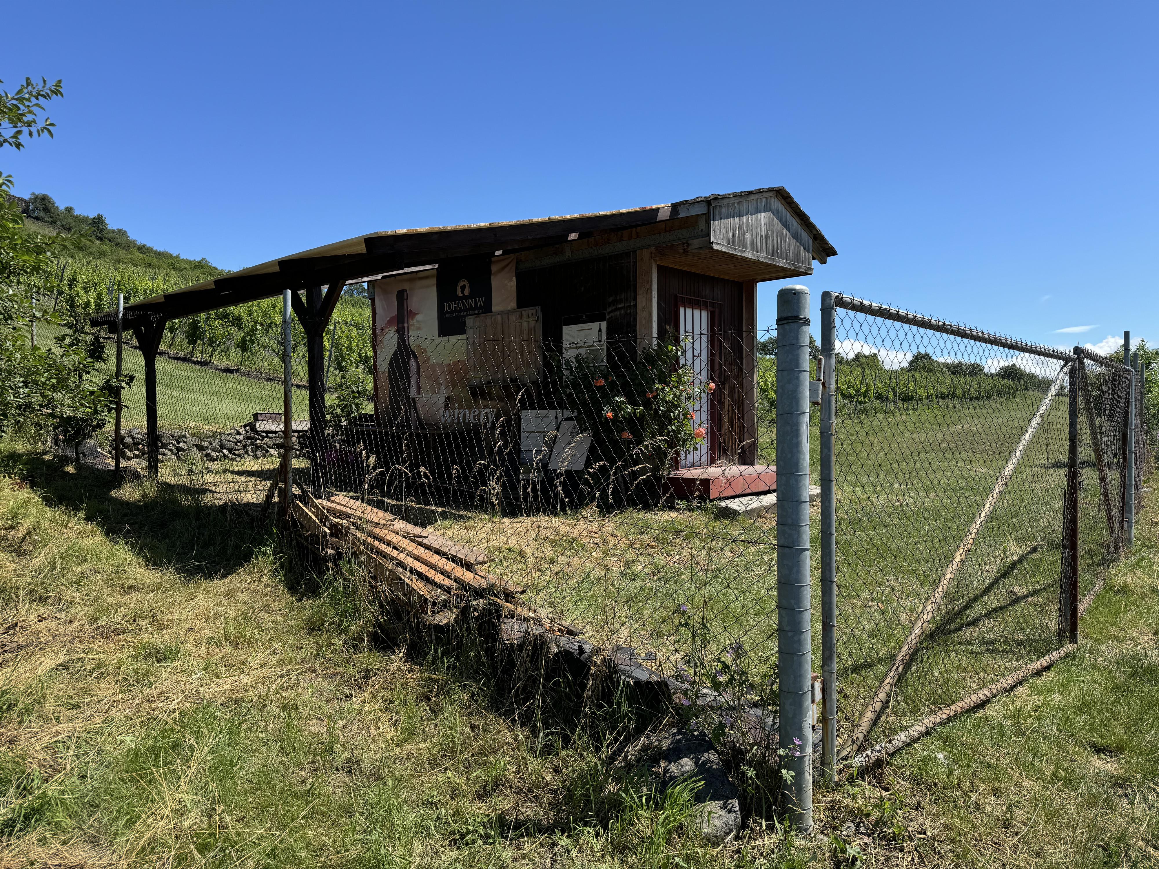 Stánek s občerstvením - Zámecké vinařství JOHANN W foto 3