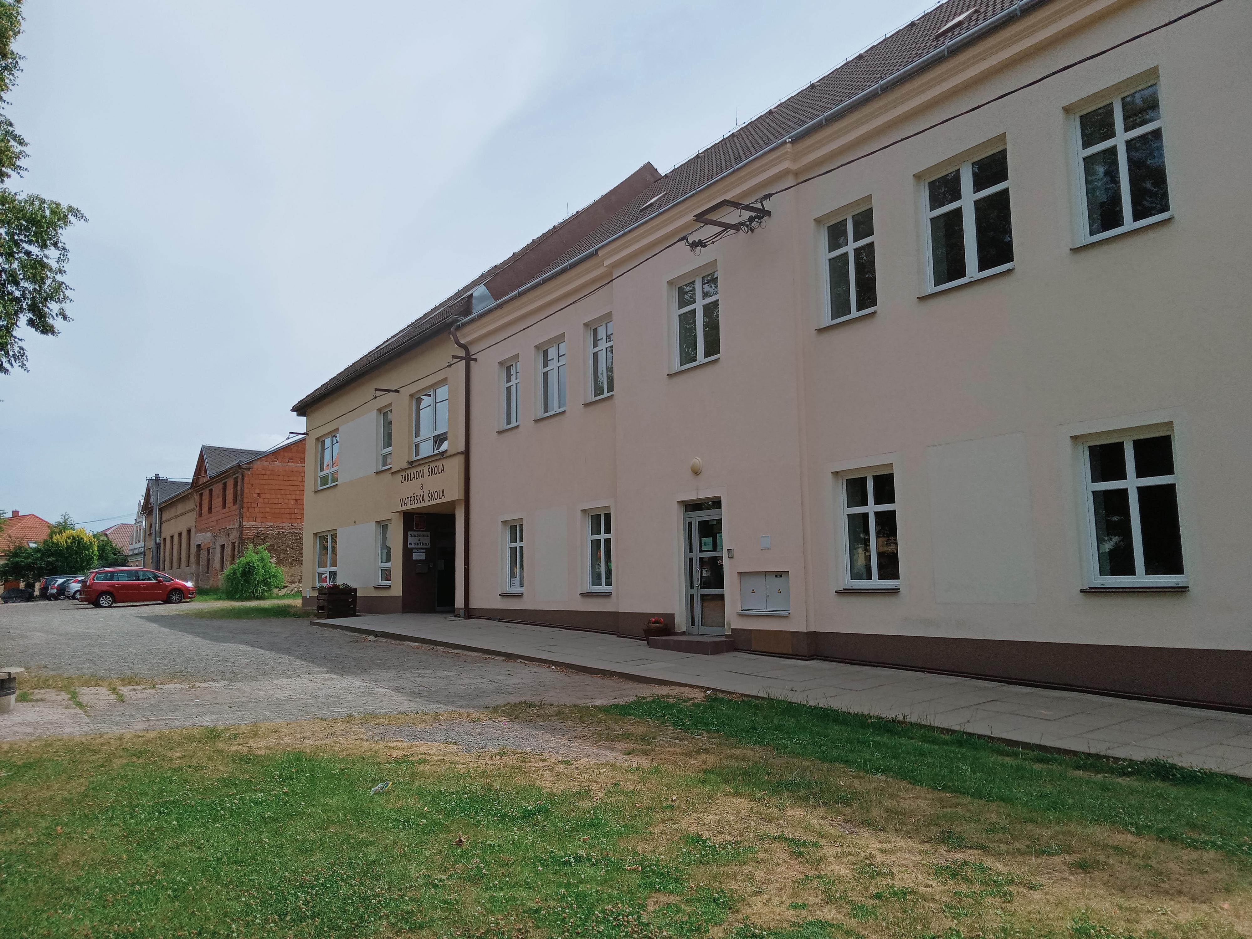 ZŠ a MŠ Malešov, okres Kutná Hora foto 3