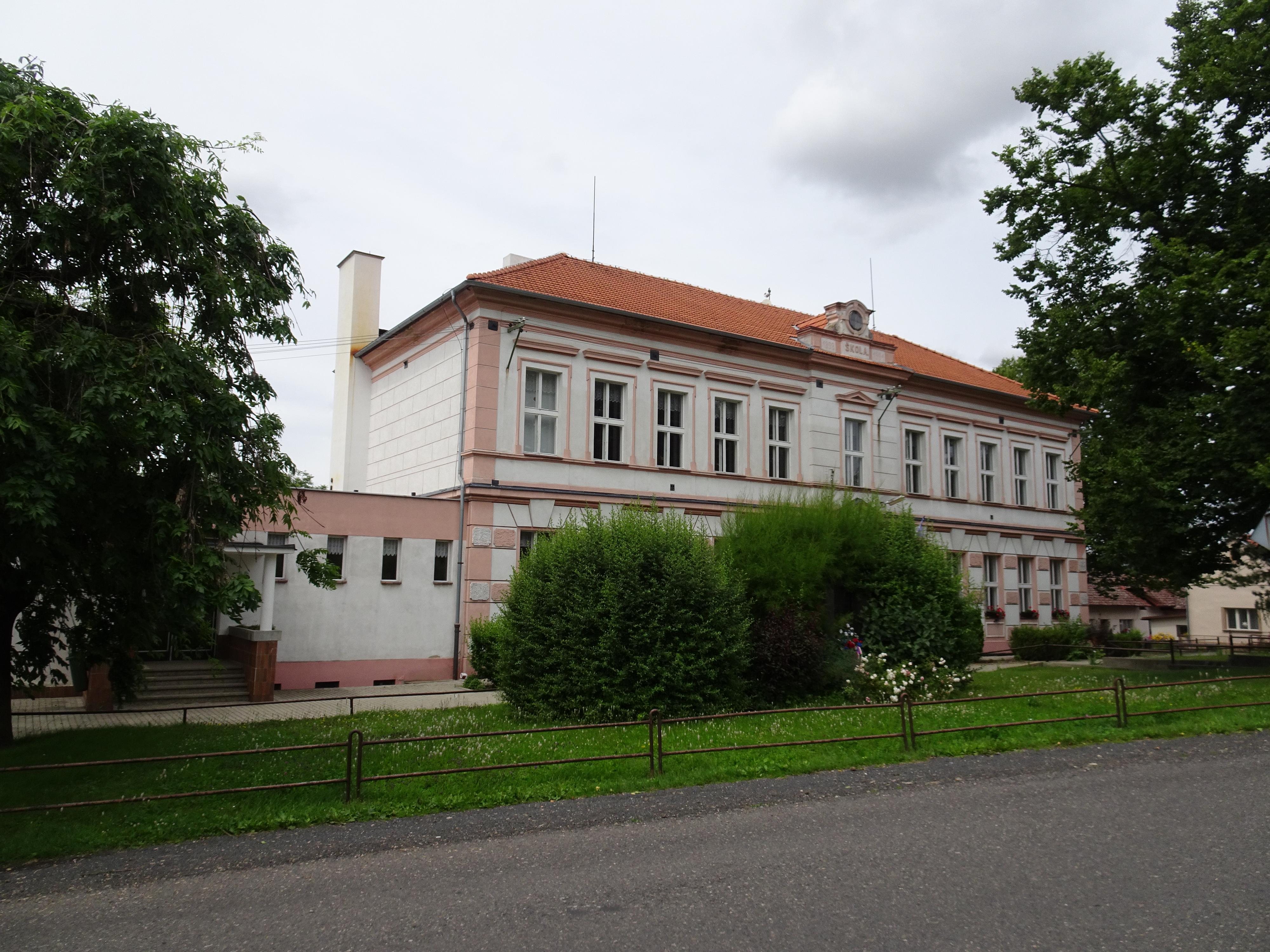 ZŠ a MŠ Klapý, okres Litoměřice