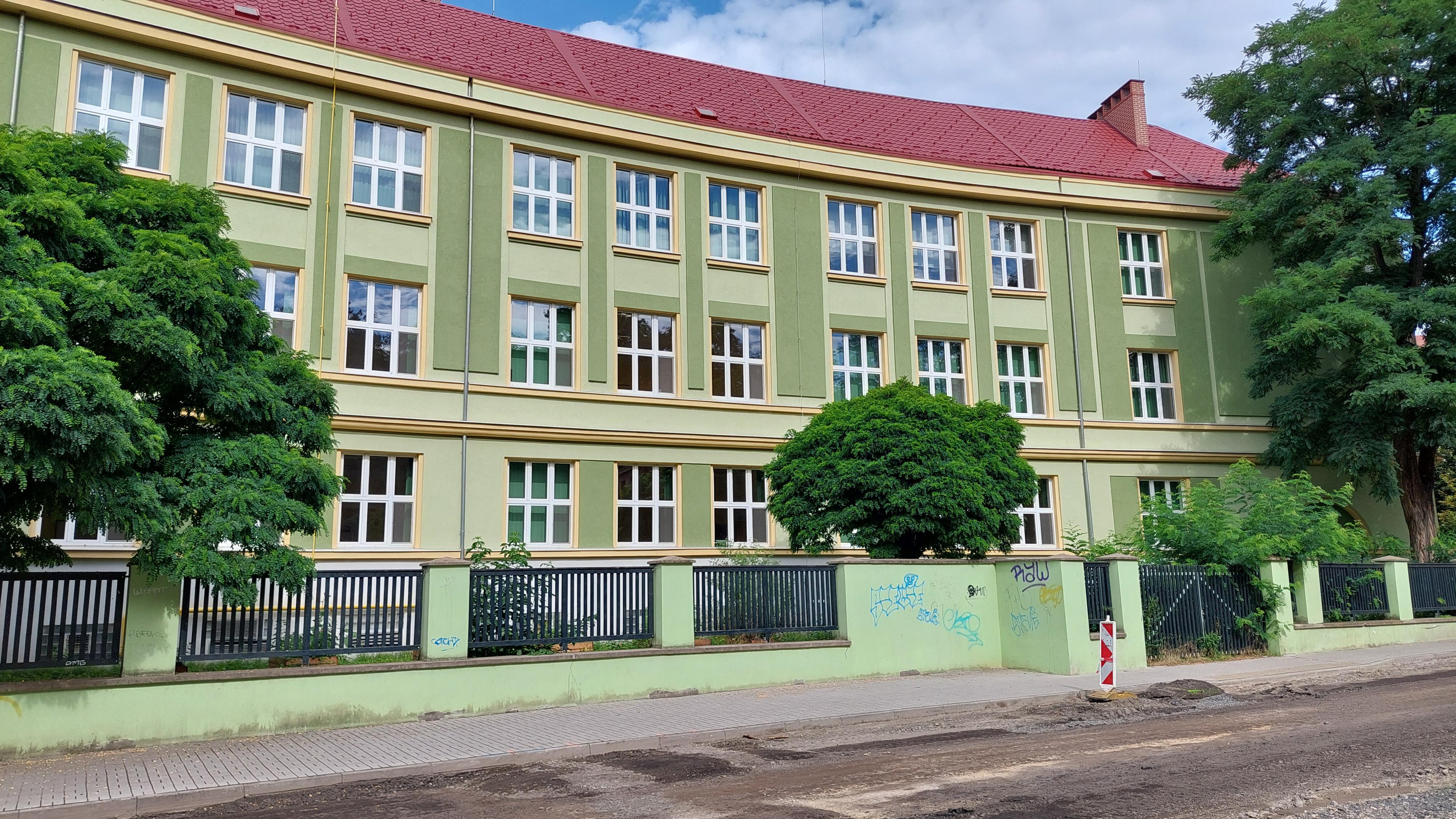 ZŠ s rozšířeným vyučováním cizích jazyků Teplice foto 3