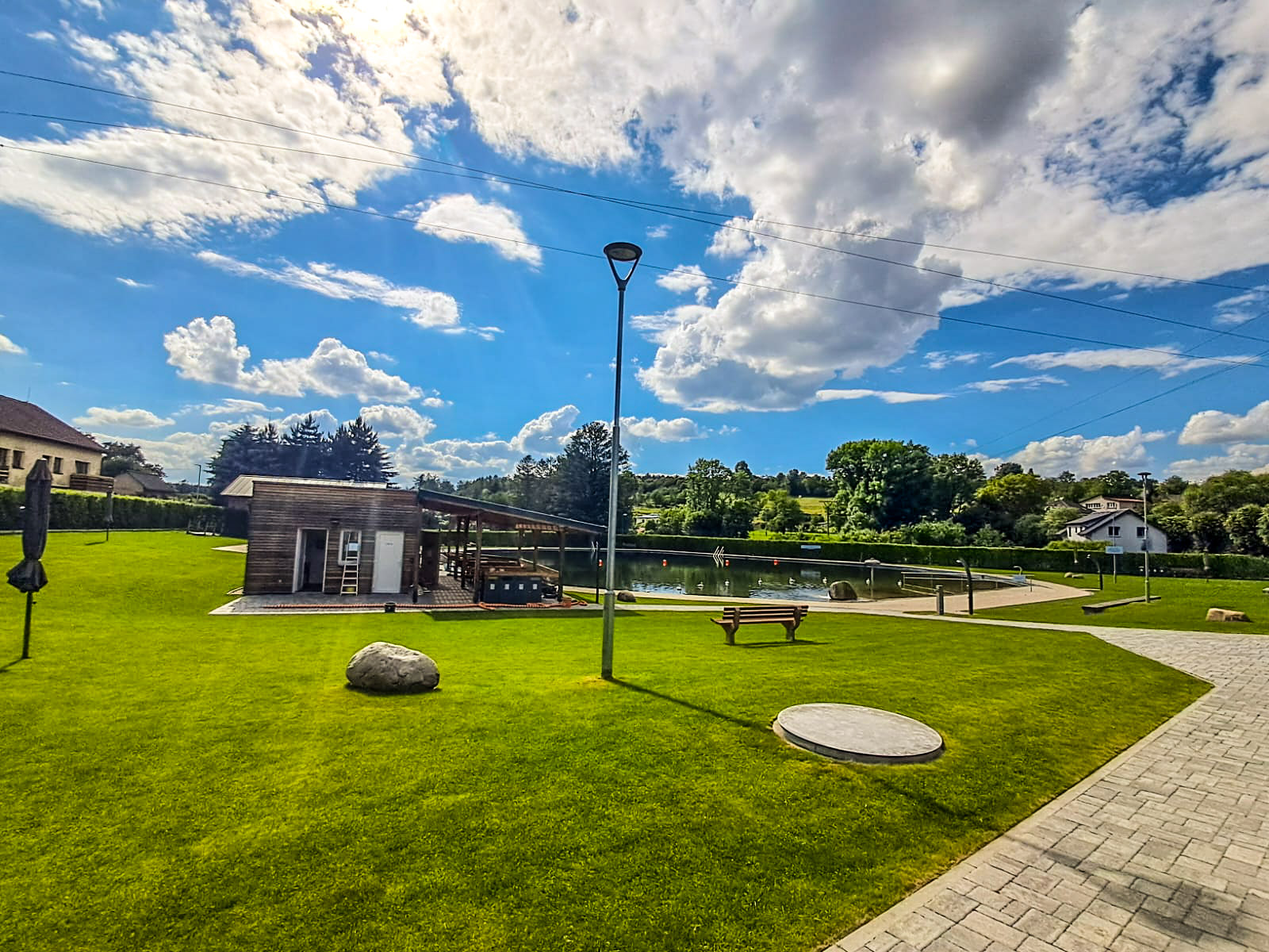 Přírodní koupaliště Divišov foto 3