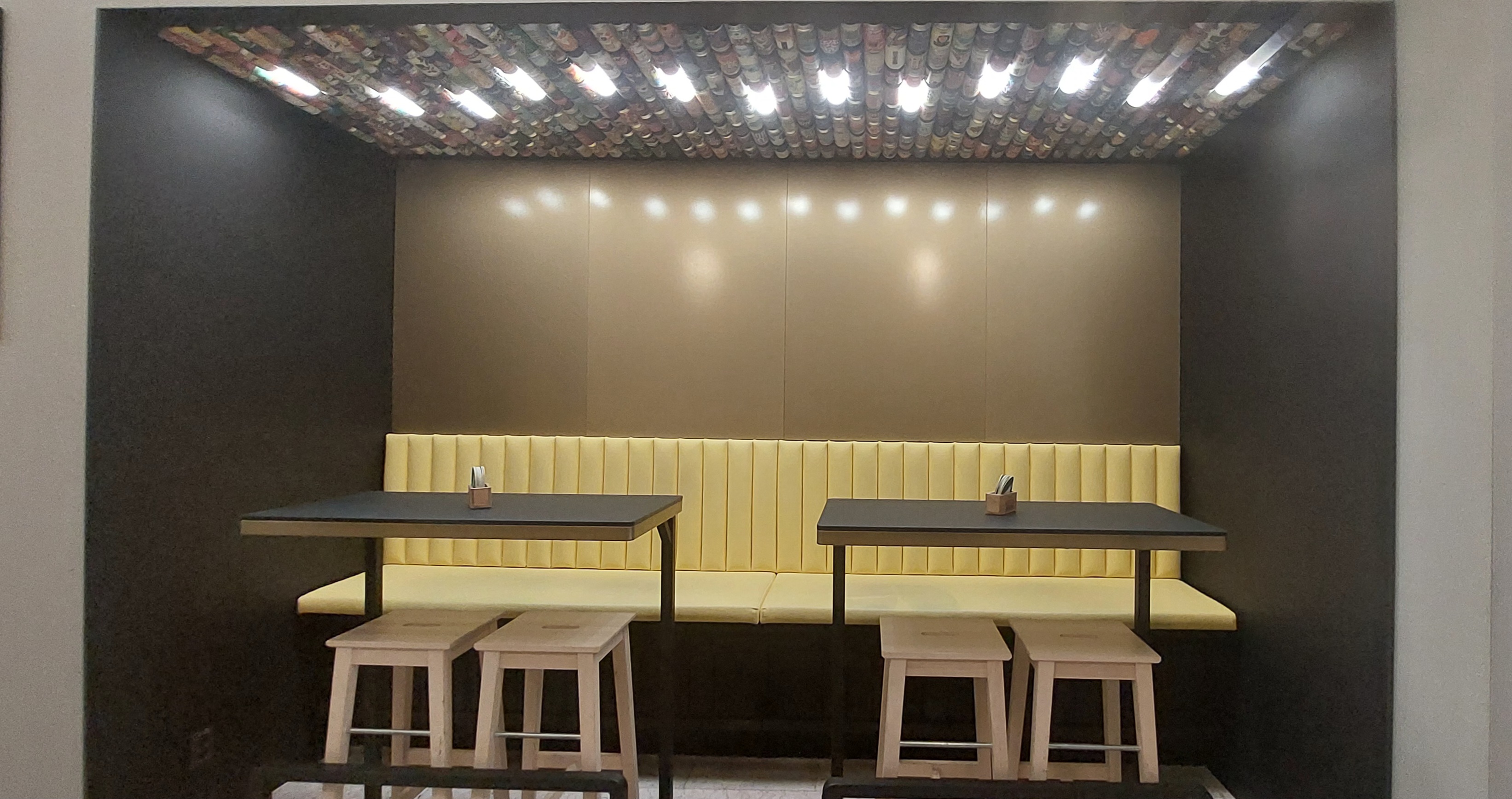 Craftbeer bar & bottle shop Solniční