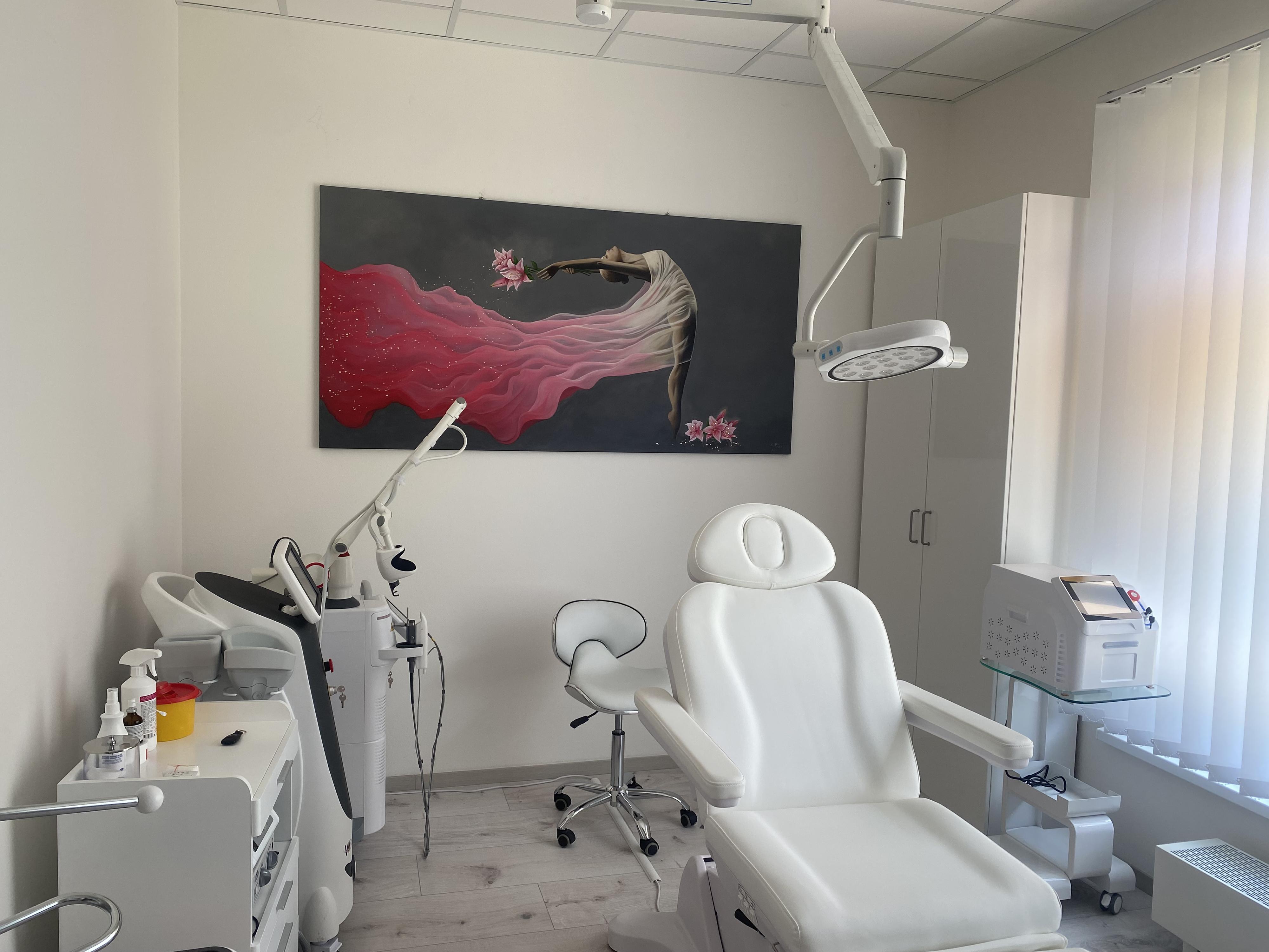 Lili Clinic - dermatologie a estetická medicína foto 2