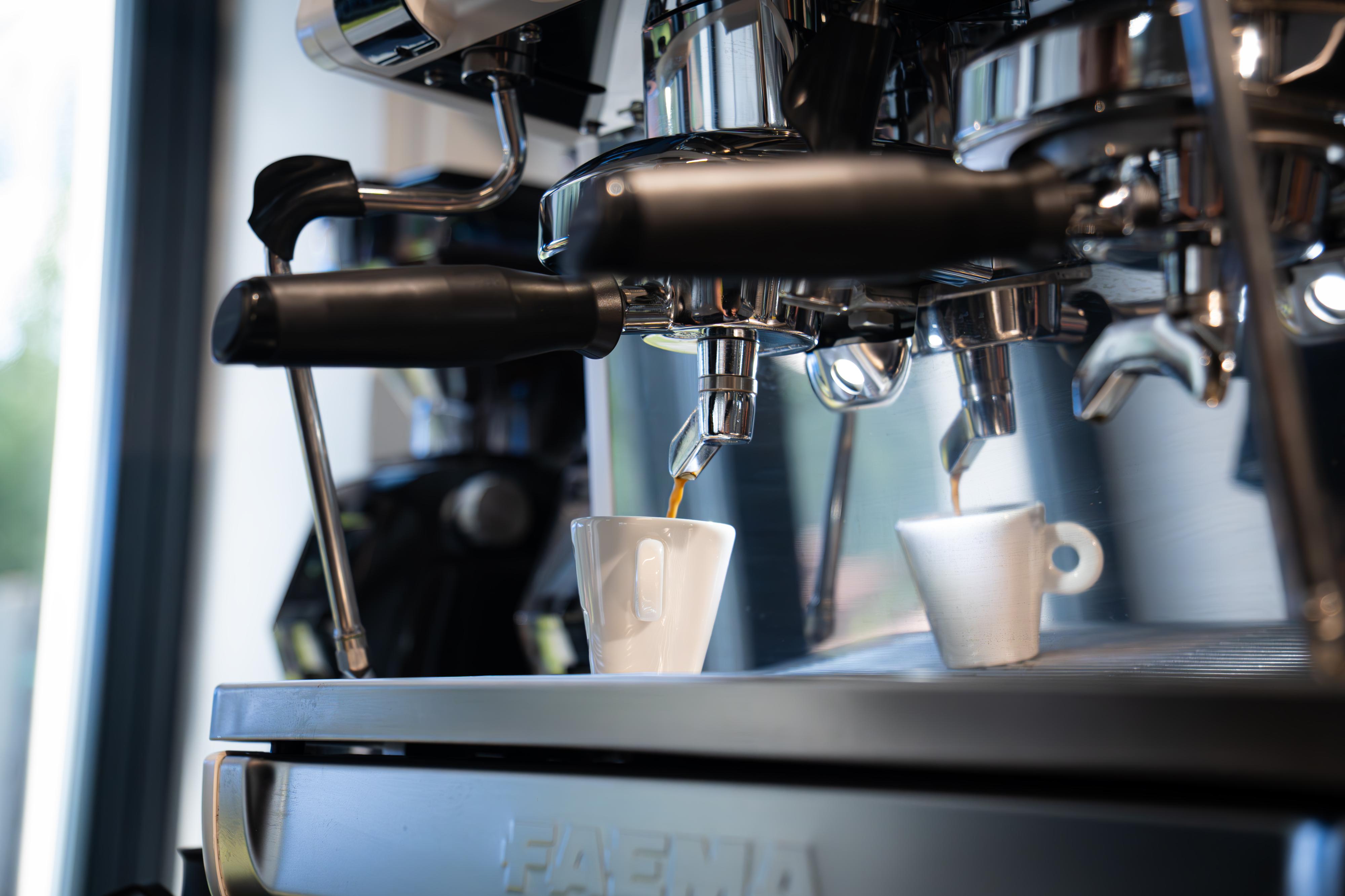 FUTURE café foto 4