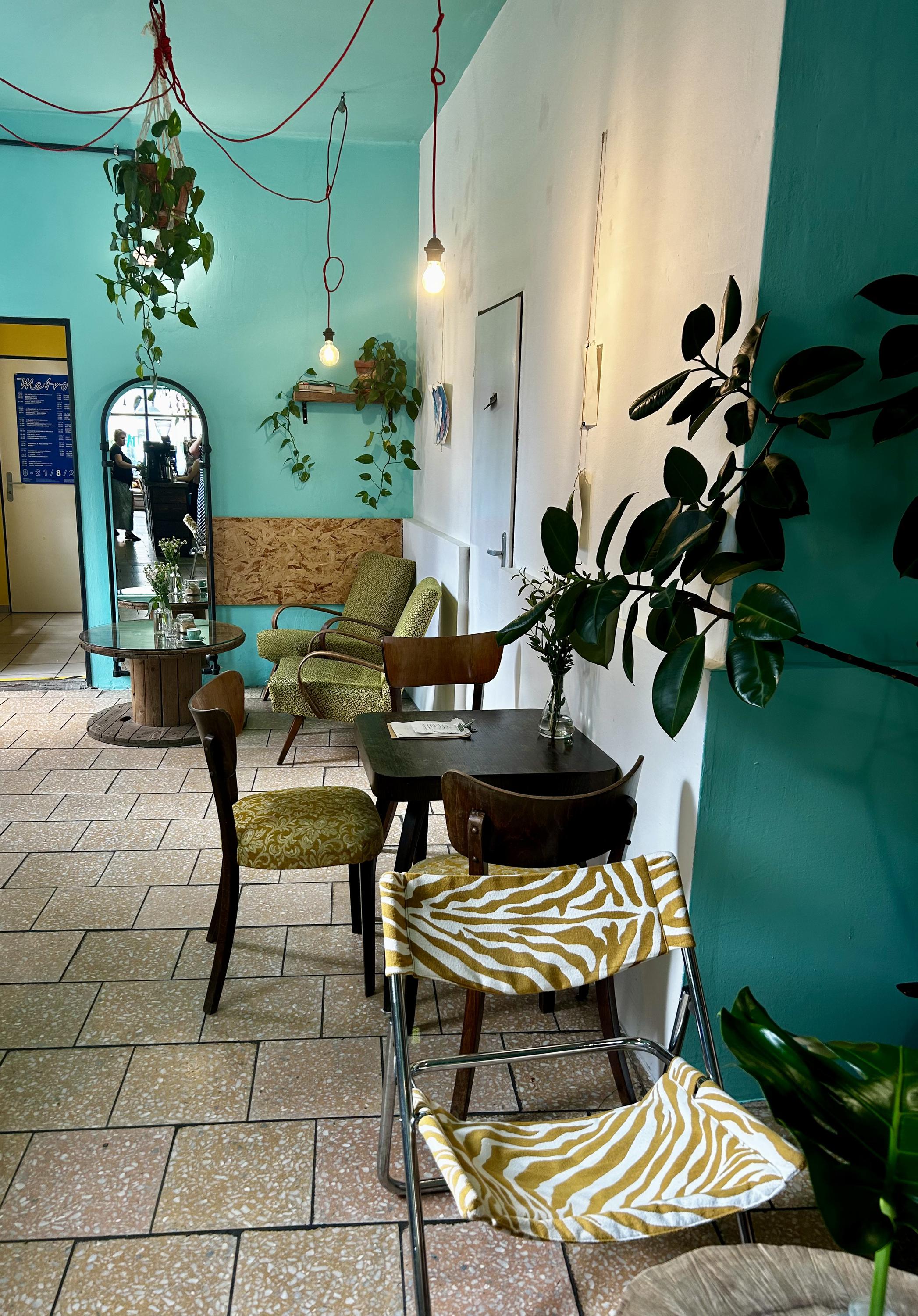 KAVÁRNA CANALL foto 5