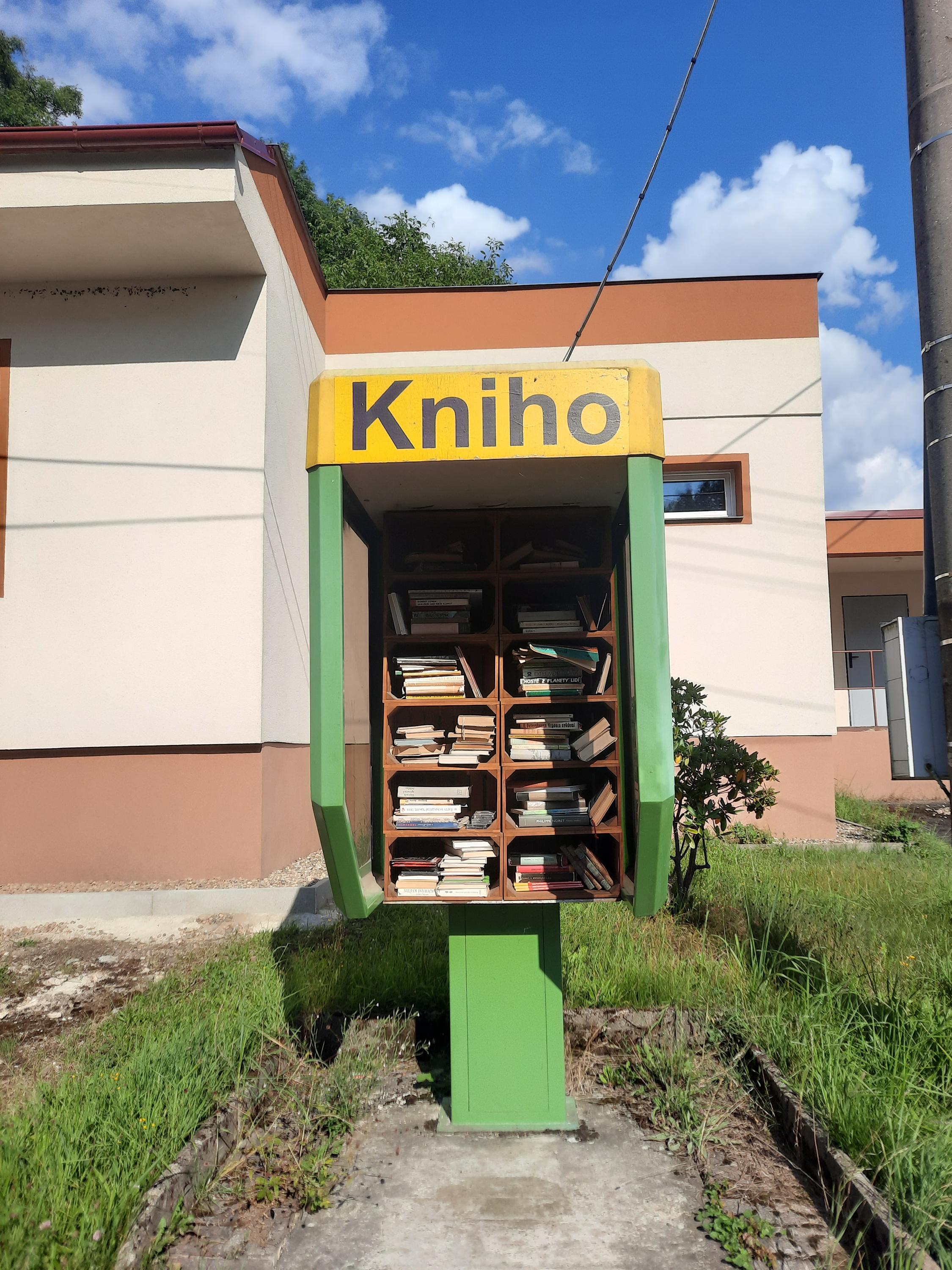 Místní lidová knihovna Kunratice foto 3