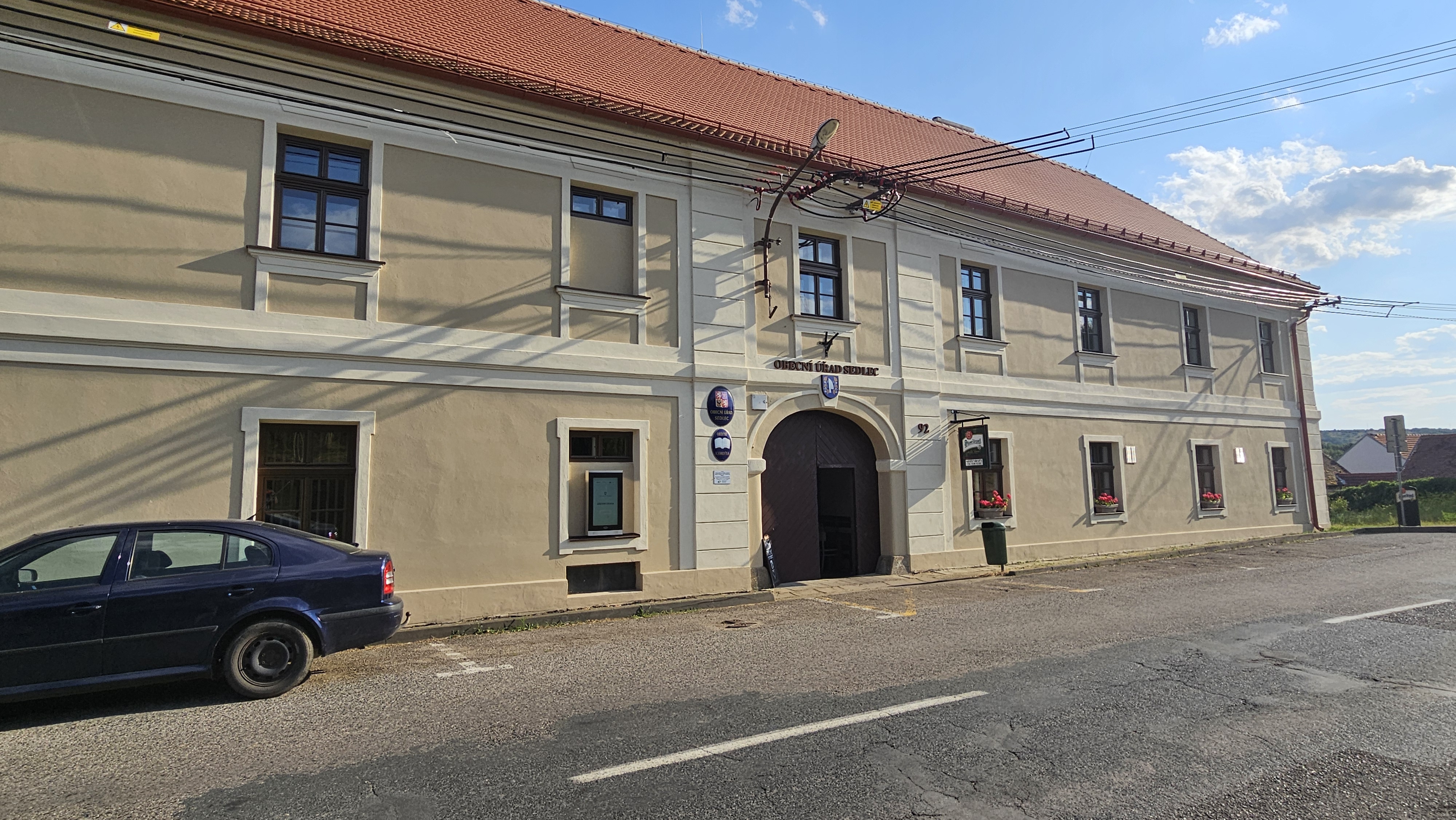 Sedlec - obecní úřad foto 2