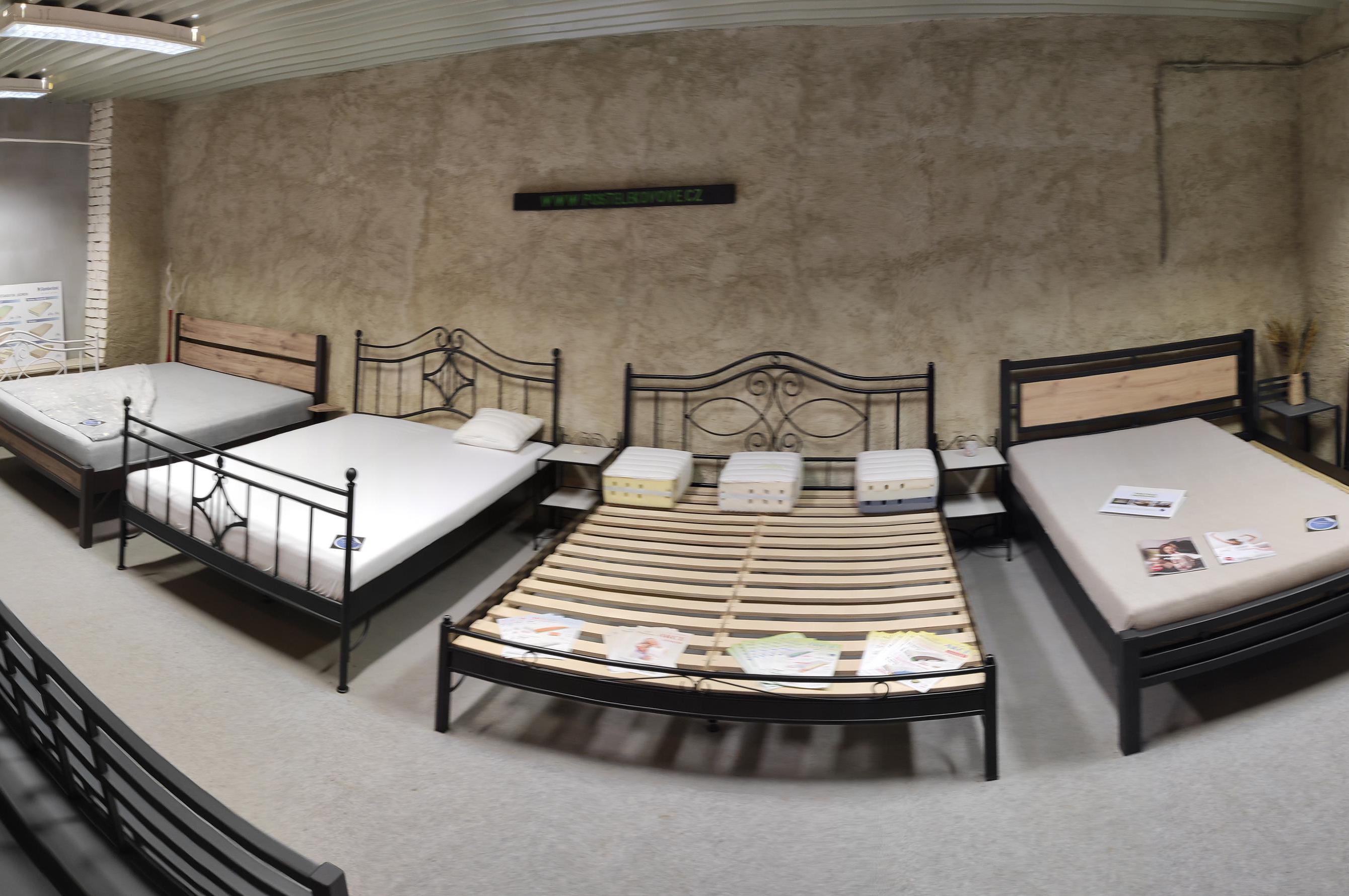 Kovové postele - Milan Moravec