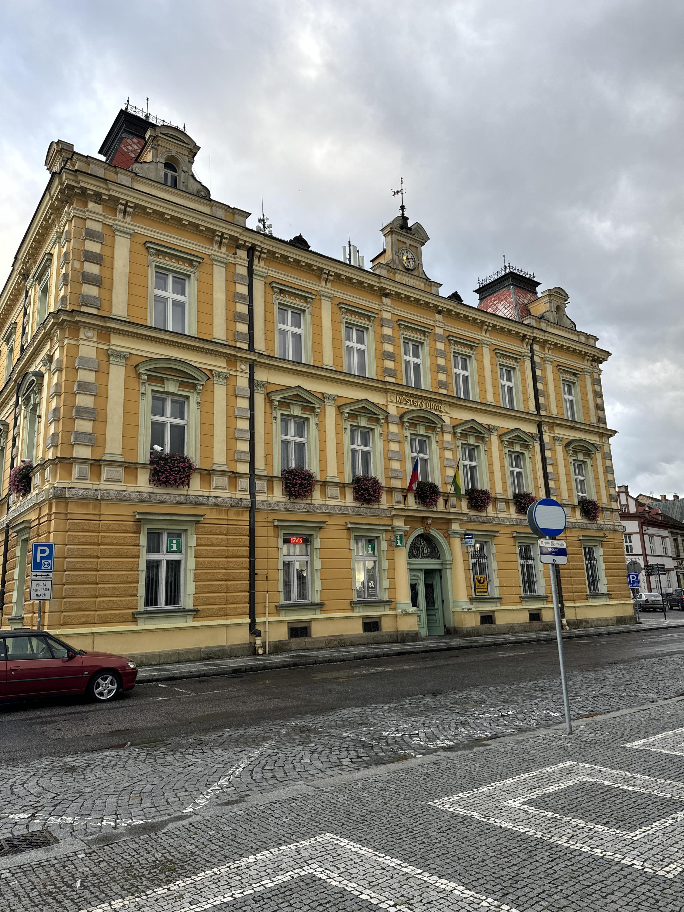 Opočno - městský úřad foto 6