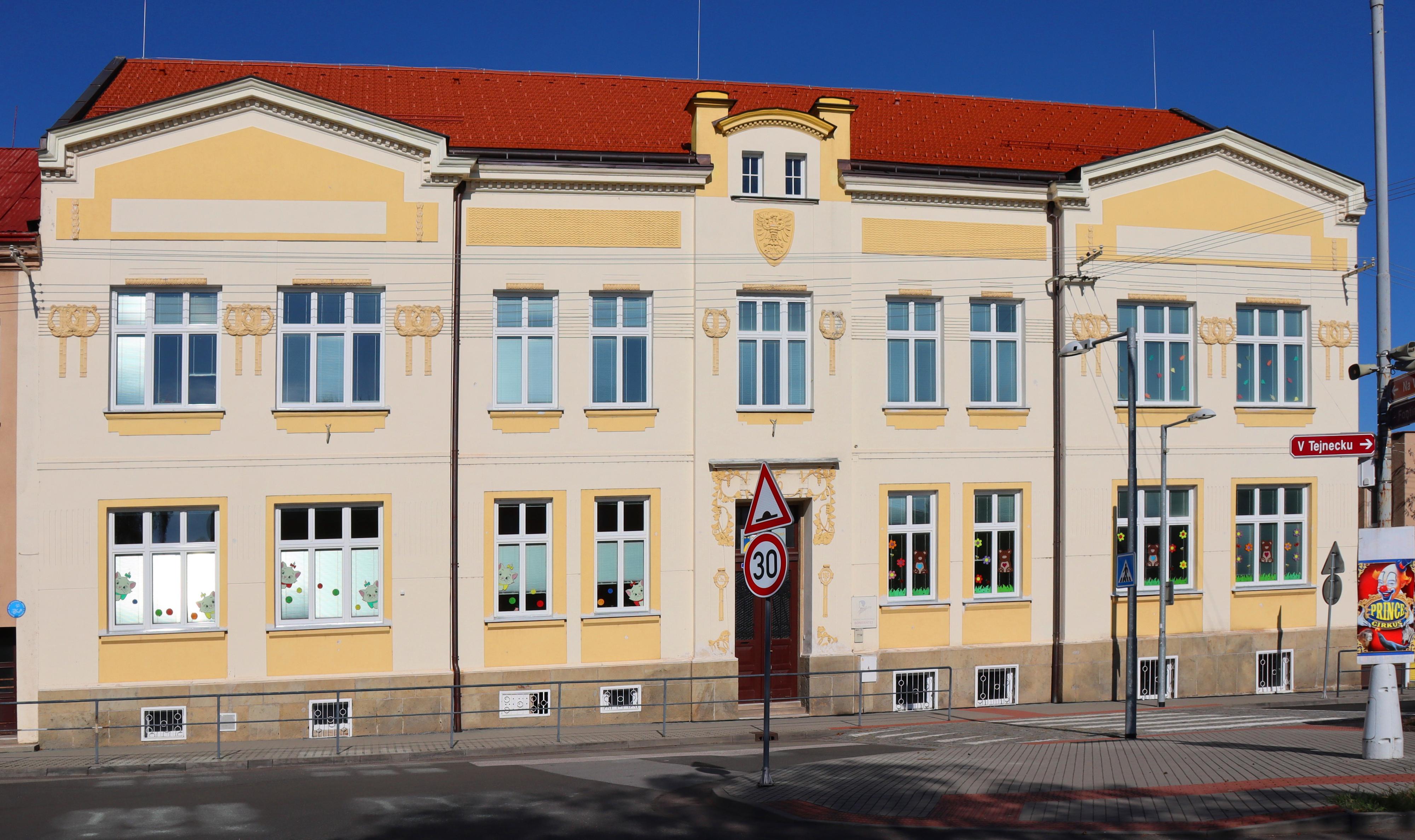 Mateřská škola, Chrudim 2, Na Valech 693