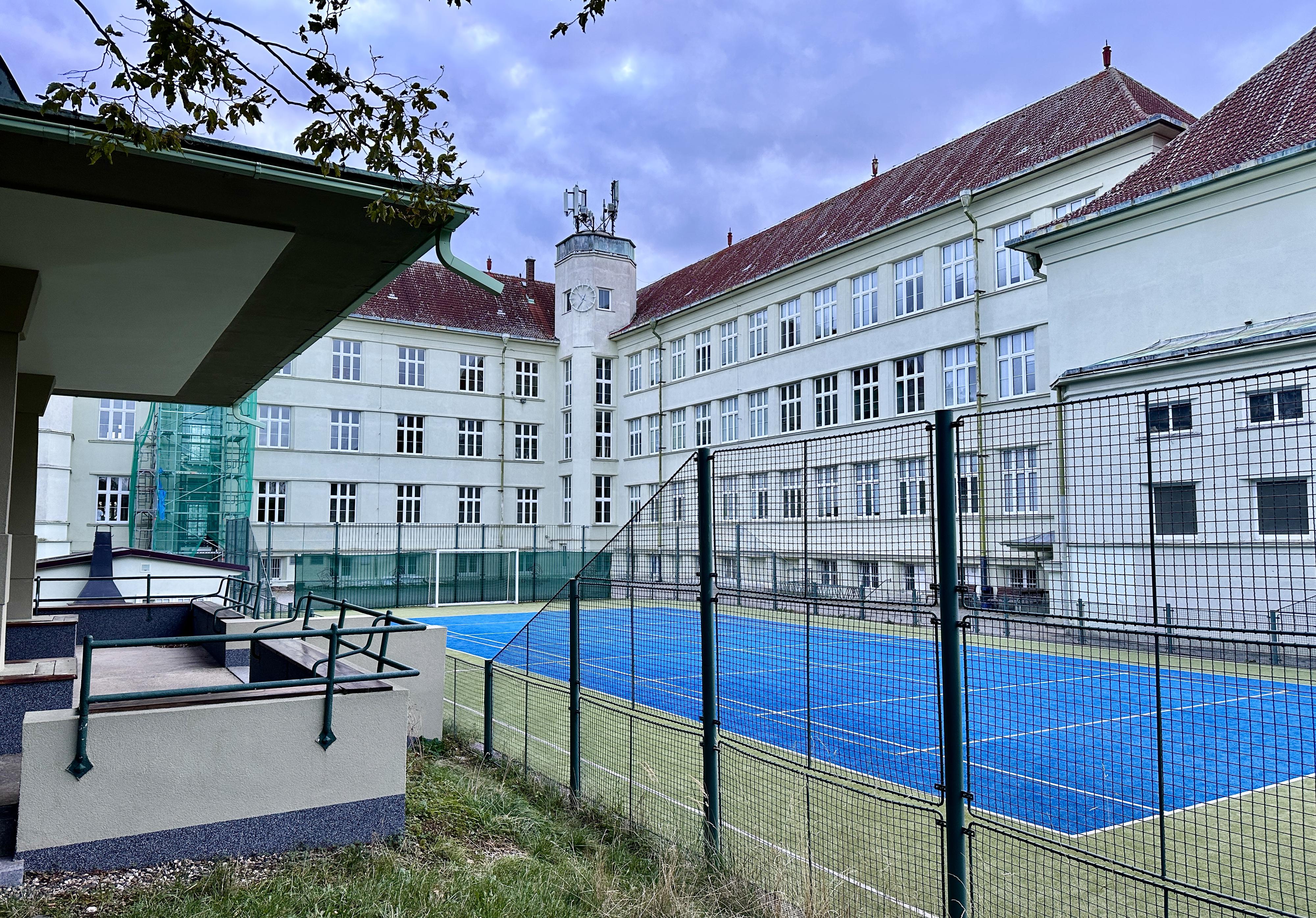 Gymnázium Chomutov foto 4