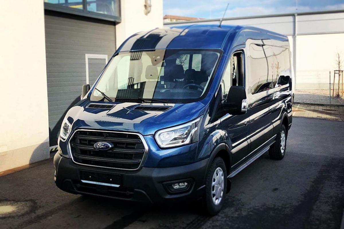 Modrý van - peak digital s.r.o.