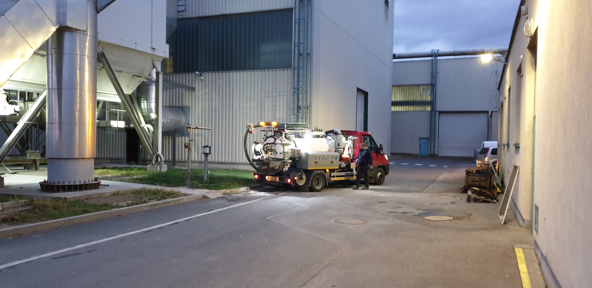 Čištění kanalizace a jímek MPK servis group s.r.o. foto 3