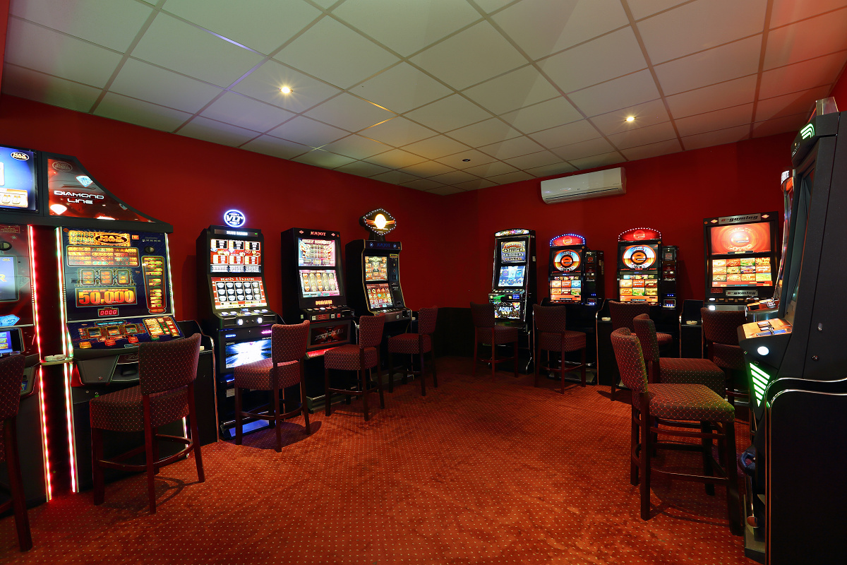 HERNA CLUB BONVER KORUNA foto 3