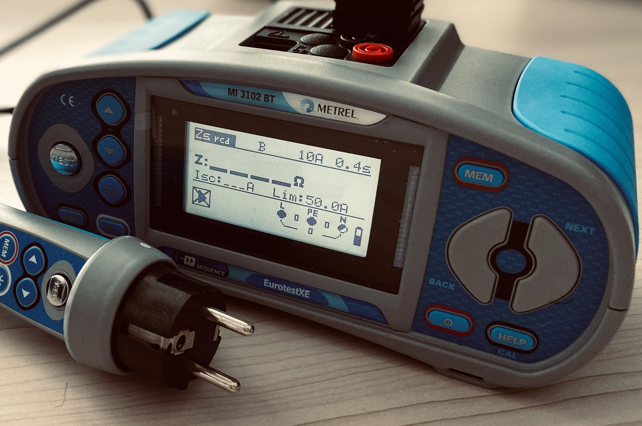 Revize - Elektro - Ondřej Baroň