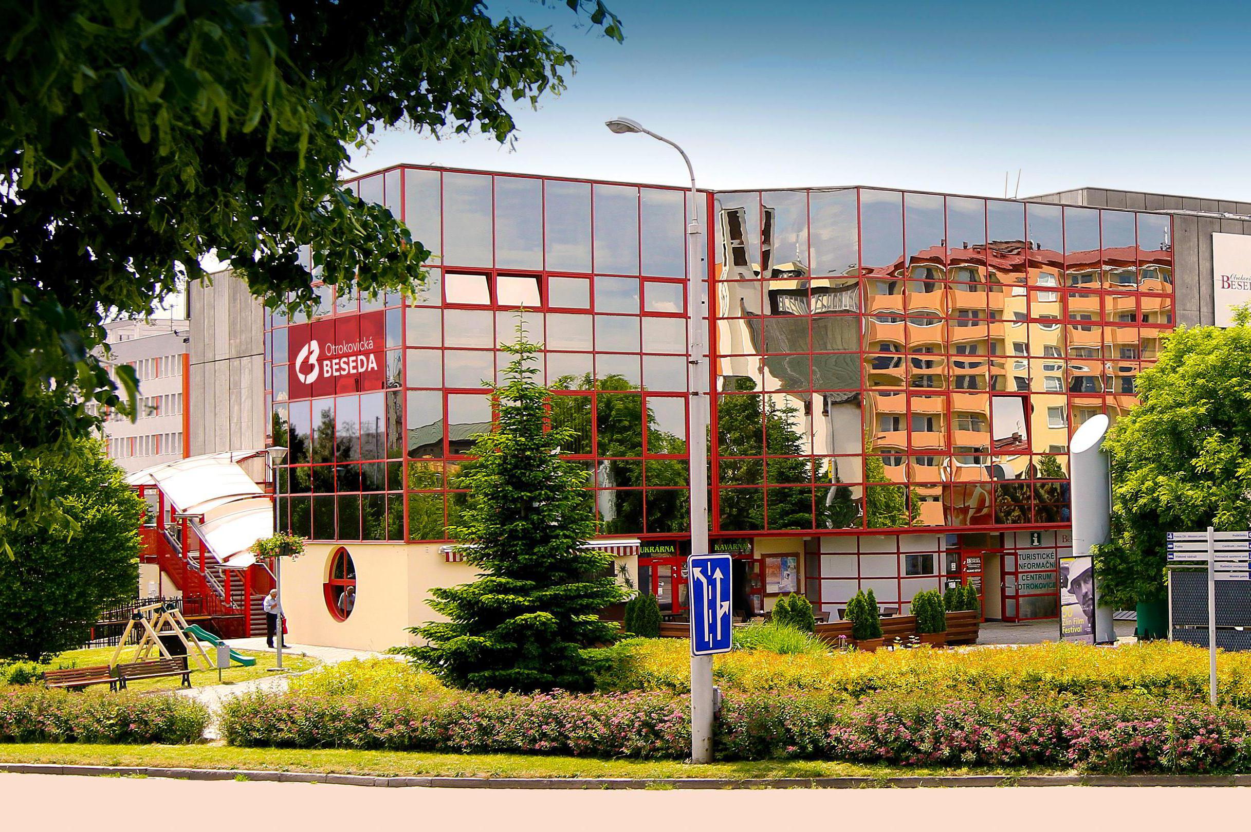 Kongresové a kulturní centrum Otrokovická BESEDA