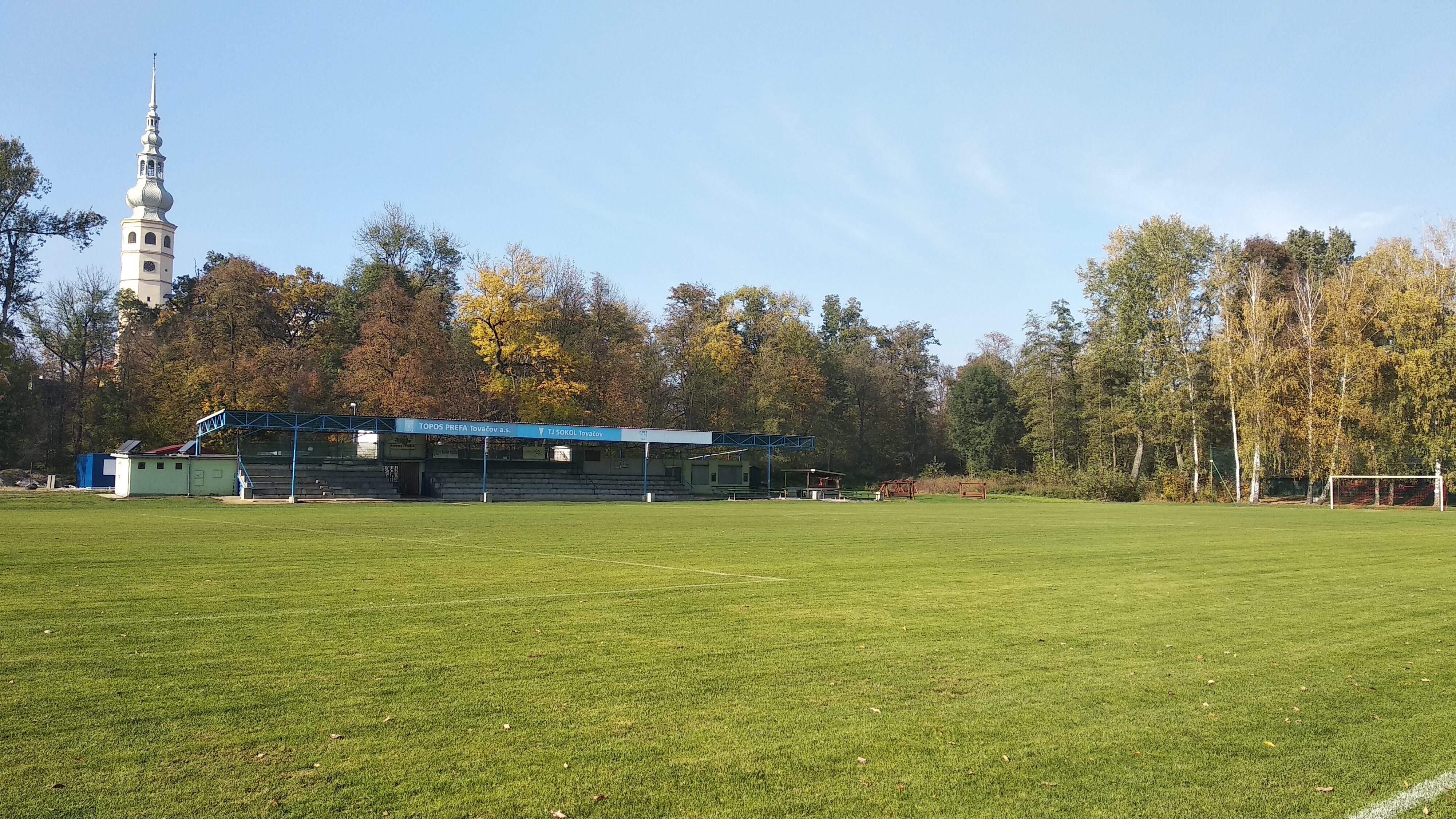 TJ Sokol Tovačov - fotbalový stadion foto 3