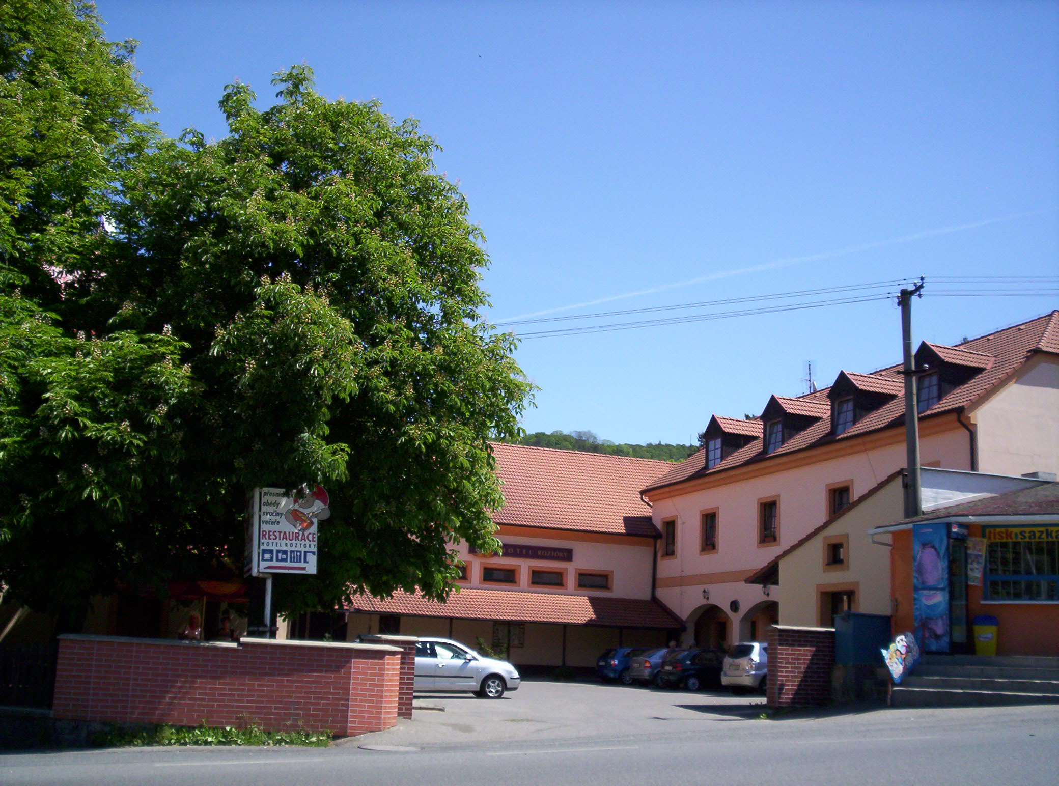 Restaurace Hotel Roztoky foto 2