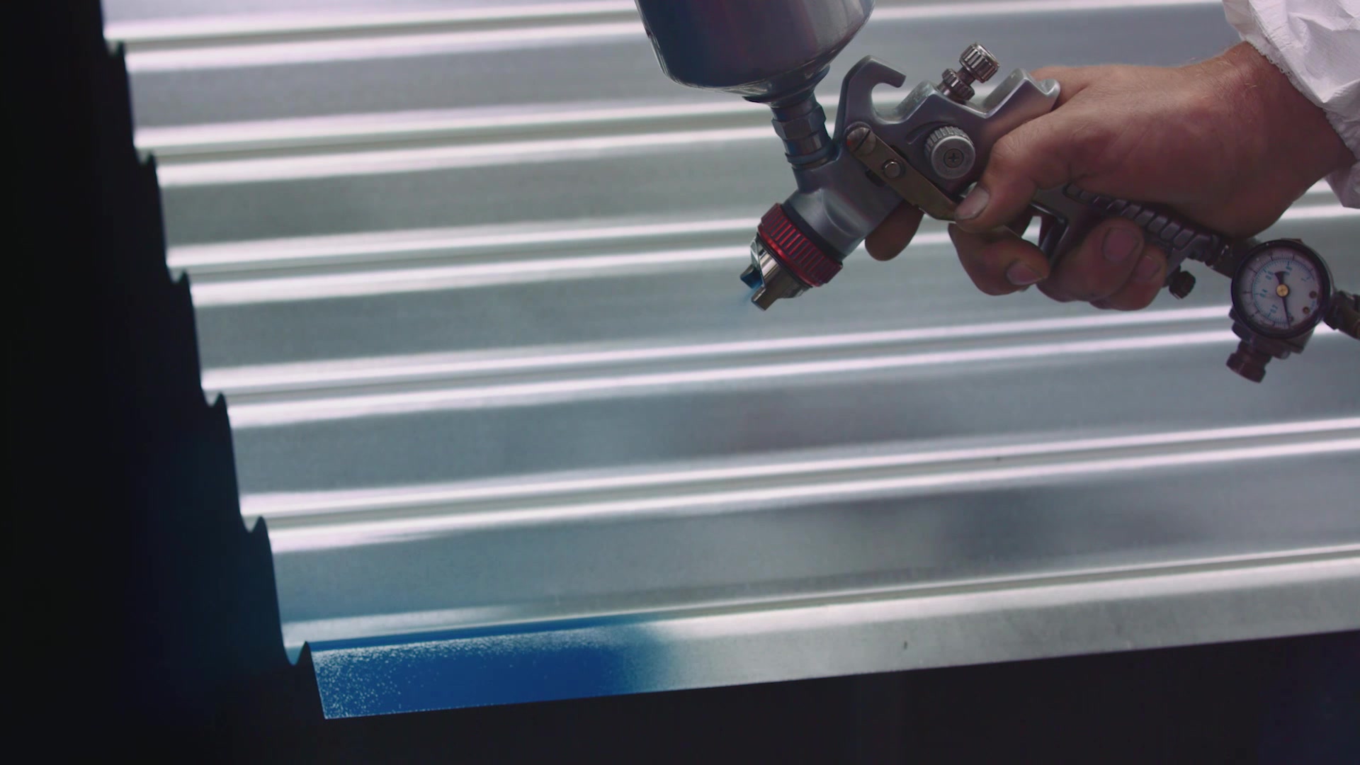 BARVY A LAKY TELURIA, s.r.o foto 2 (náhled videa)