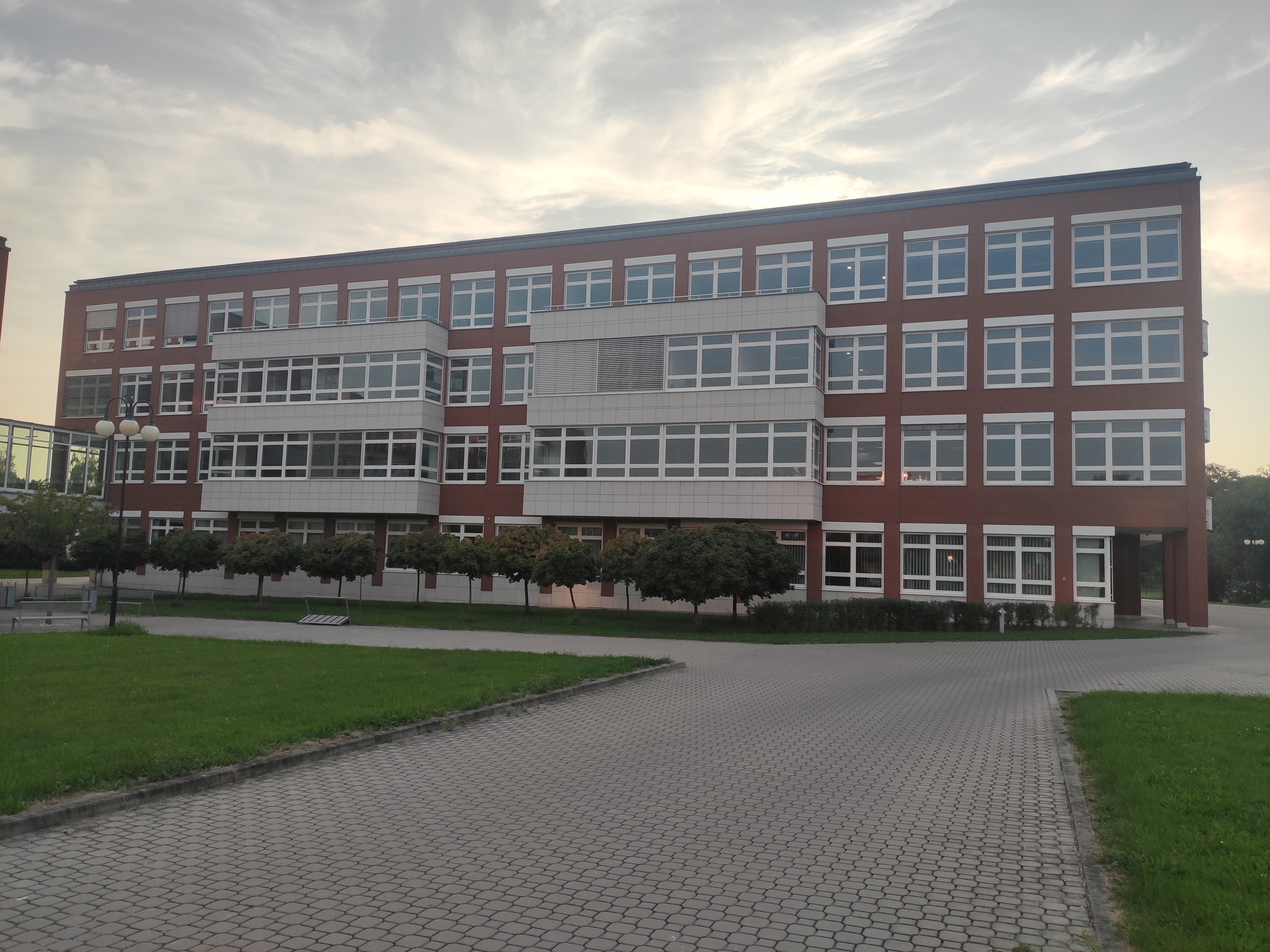 Univerzita Hradec Králové - Fakulta informatiky a managementu foto 2