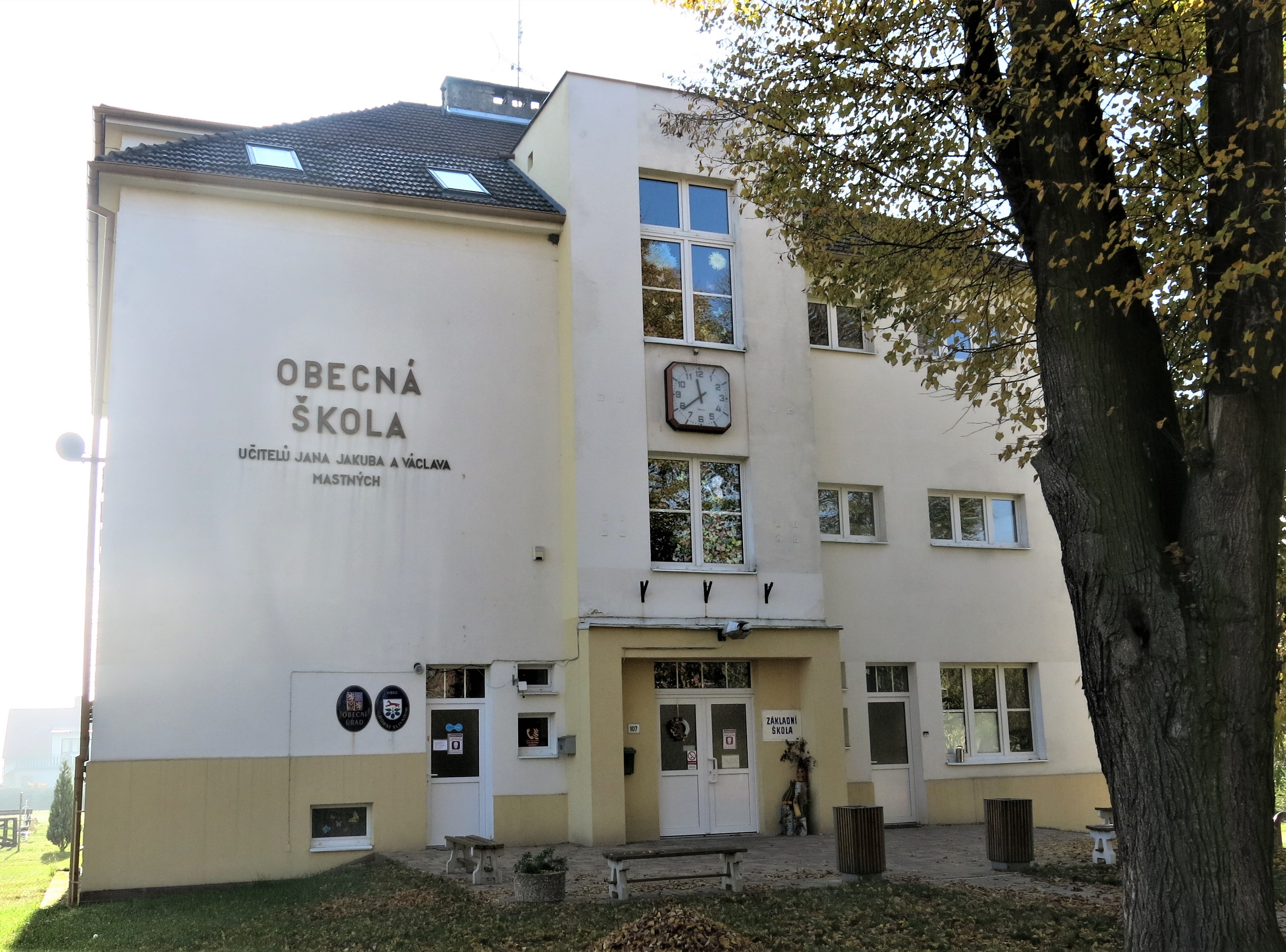 Základní škola a mateřská škola Dolní Slivno foto 1