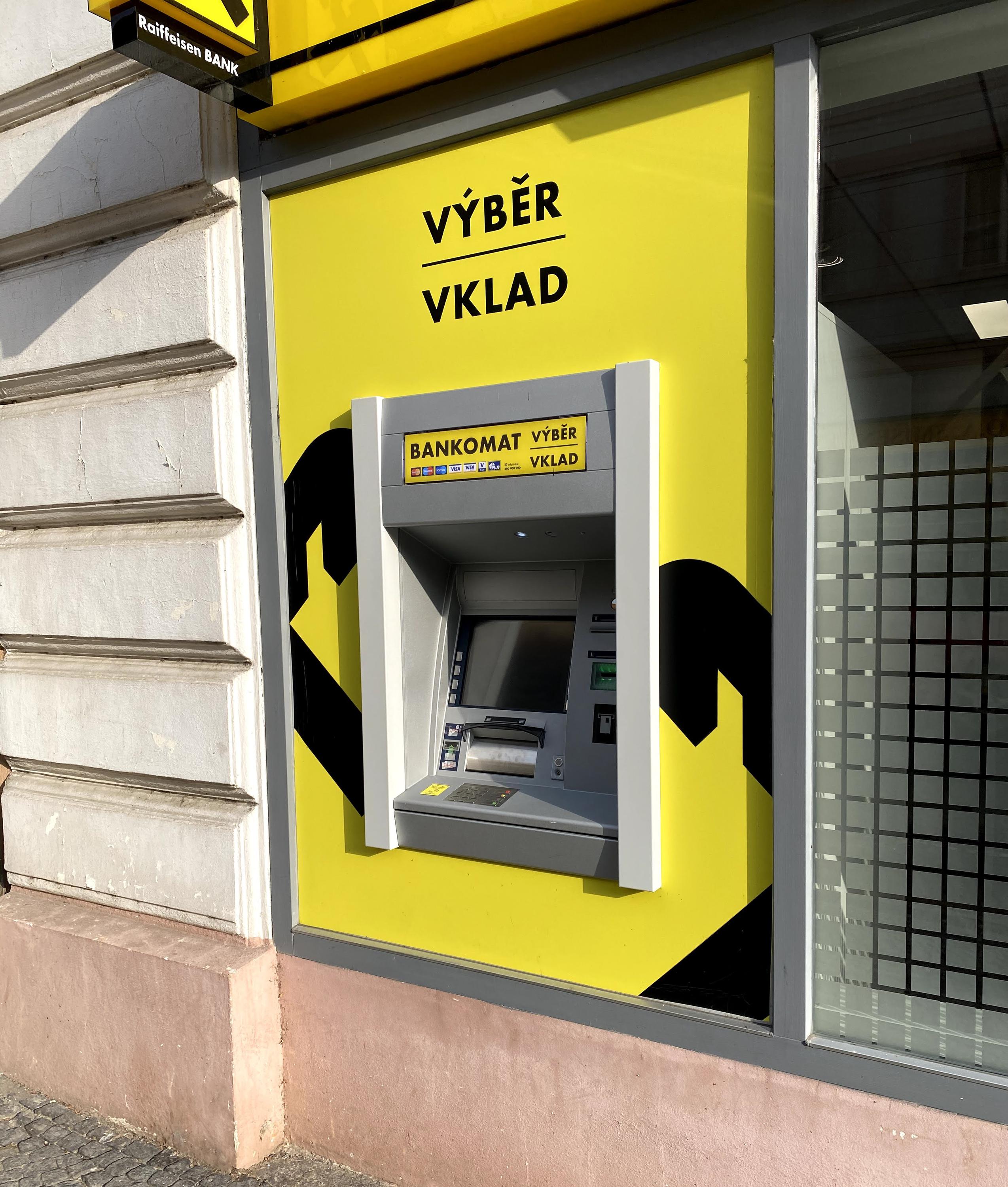 Raiffeisenbank - bankomat