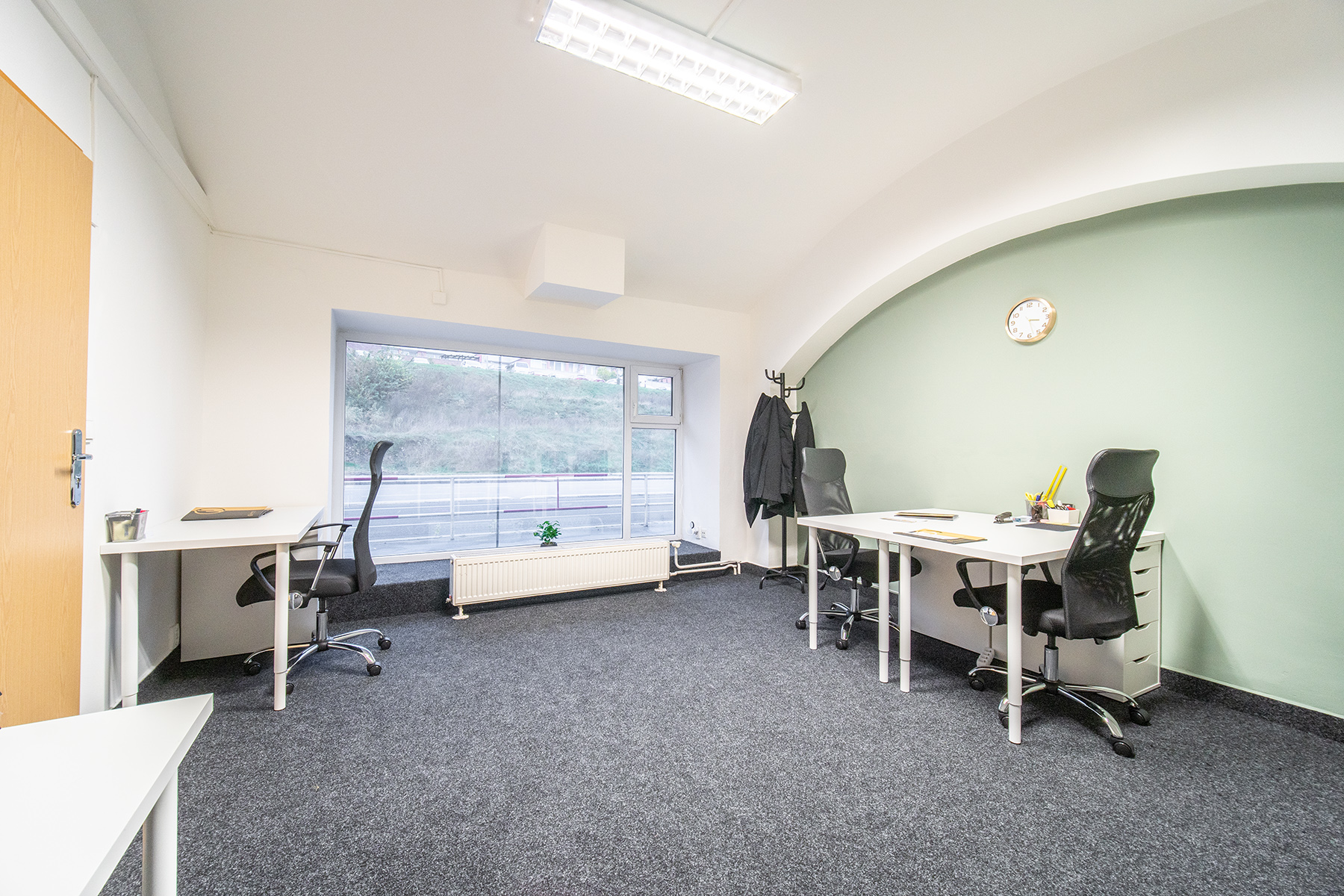 Jaroš & Partners Real Estate foto 5