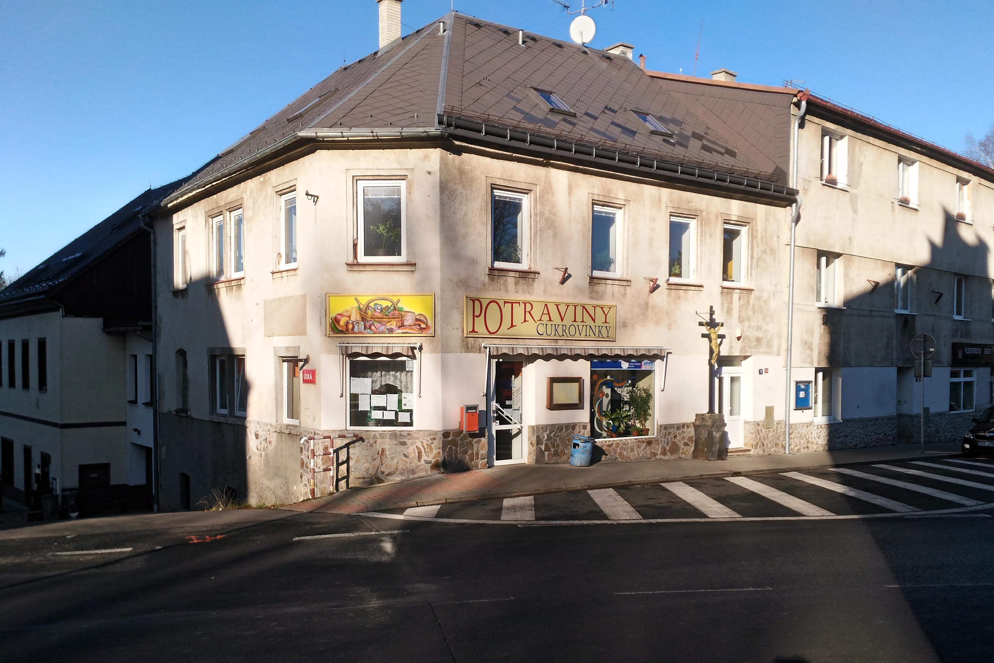 Potraviny Na křížku