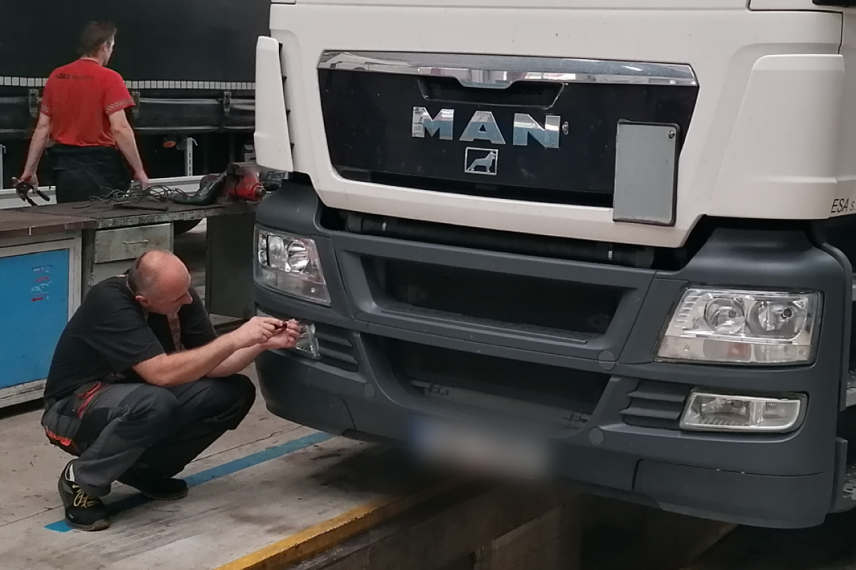 ESA logistika - Servis nákladních vozidel Kladno foto 5