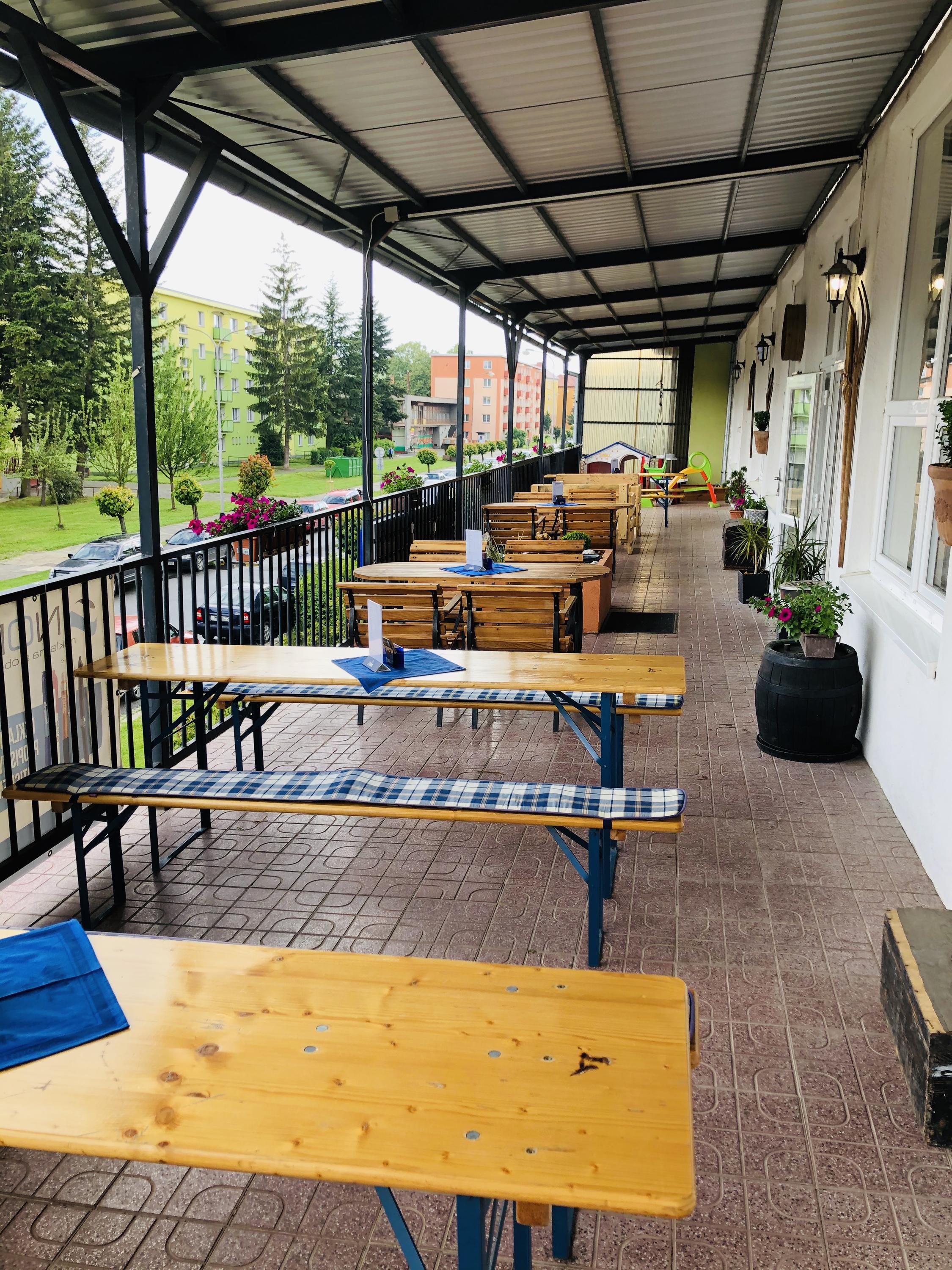 Pivnice Dukla & Bar Vagon foto 2