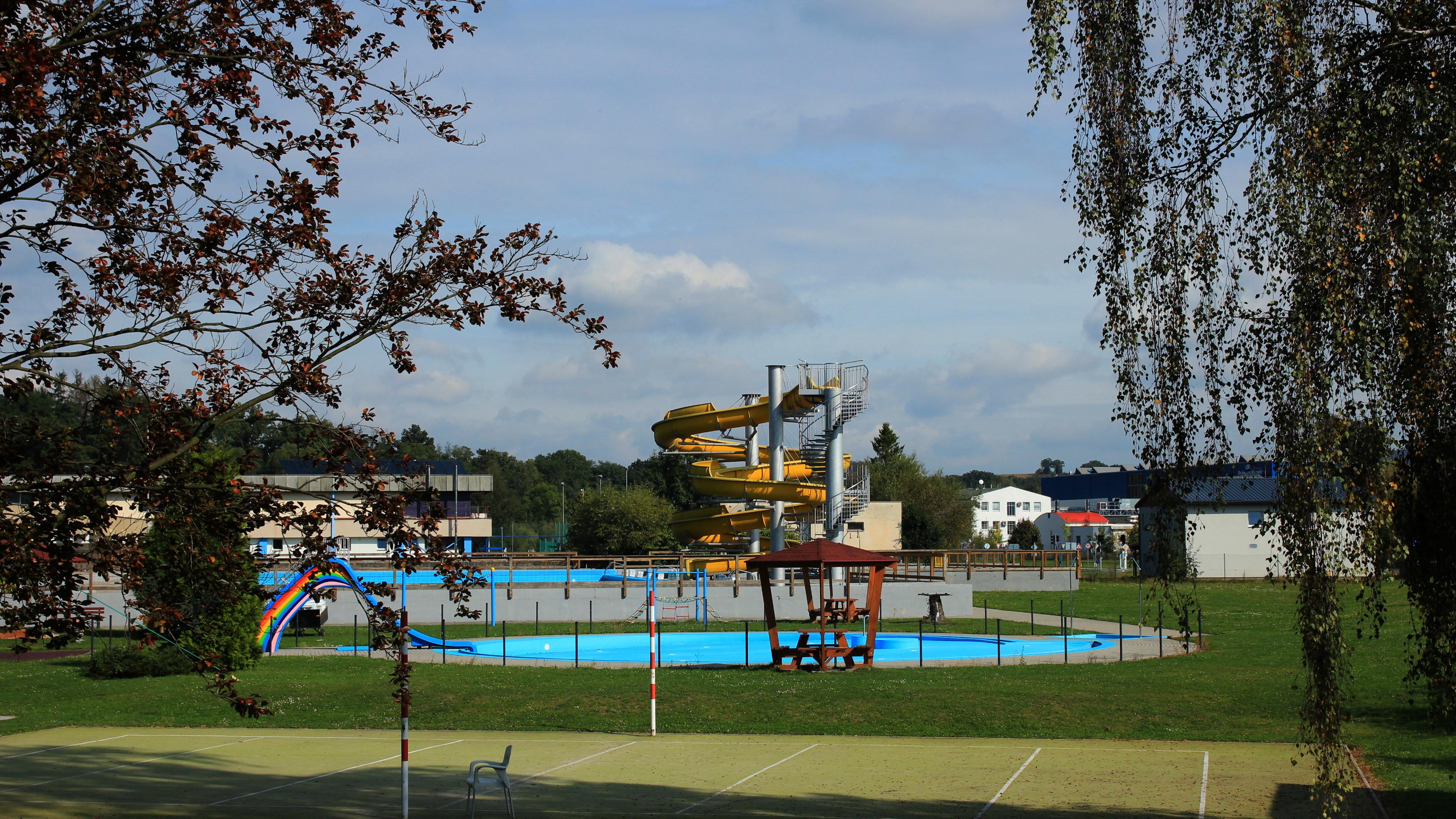 Sportovní zařízení města Vlašimi - koupaliště foto 2