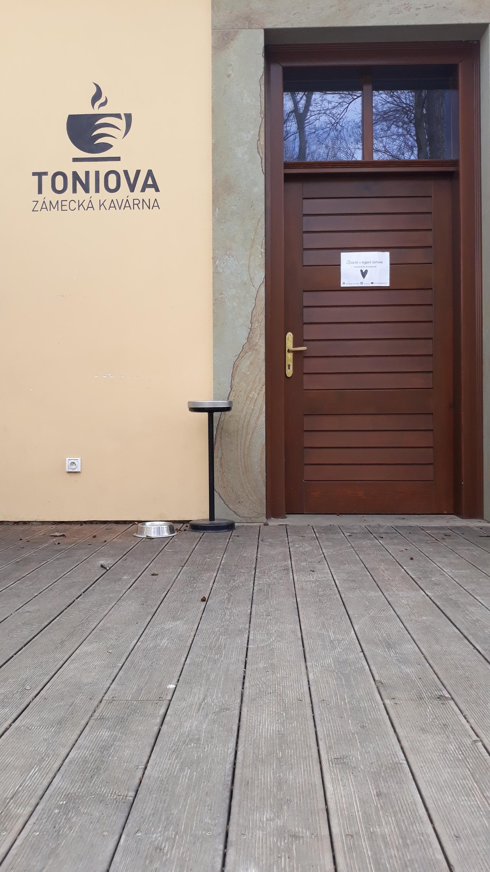 Toniova zámecká kavárna foto 6