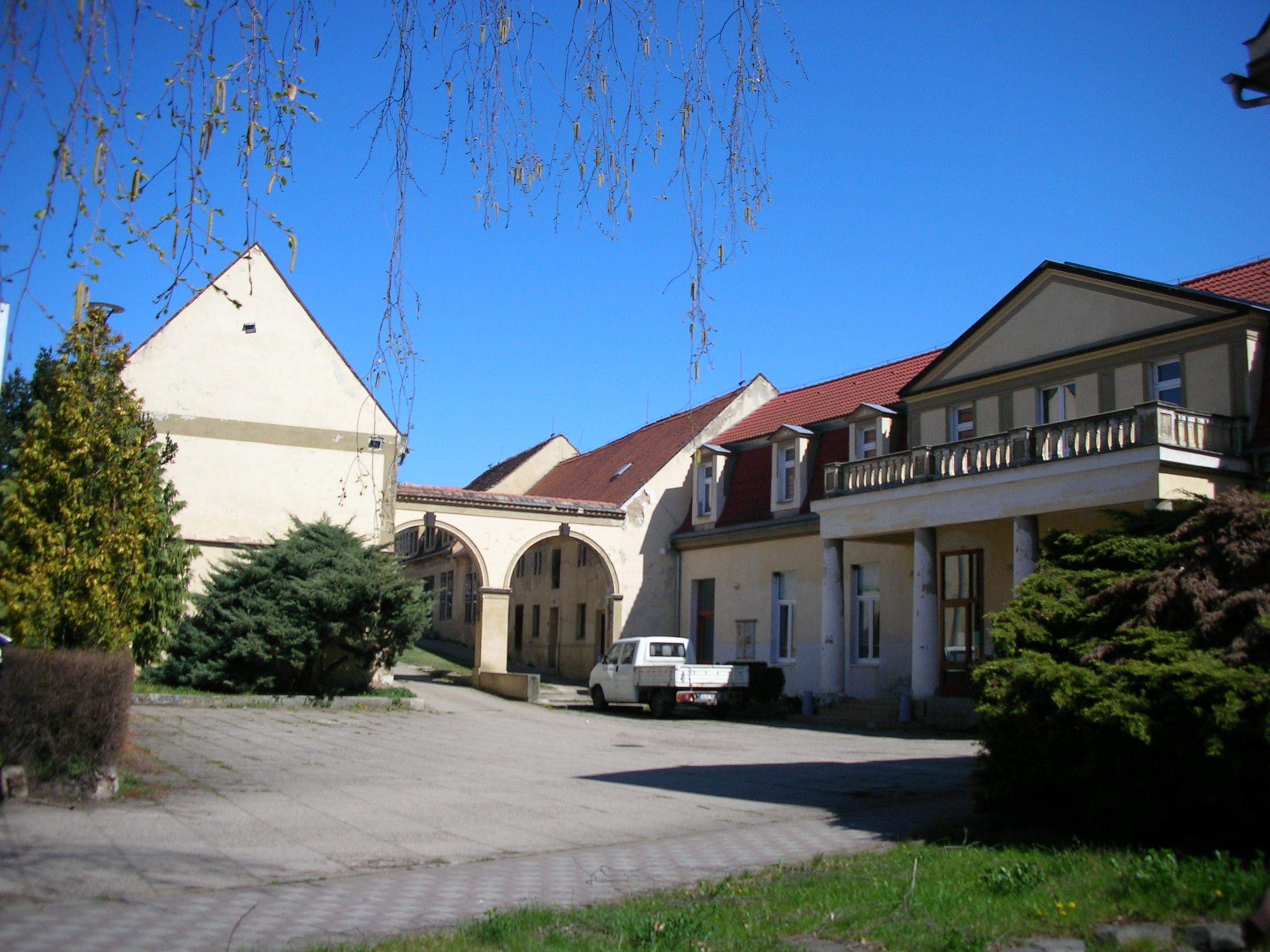 Staňkovice - obecní úřad foto 3