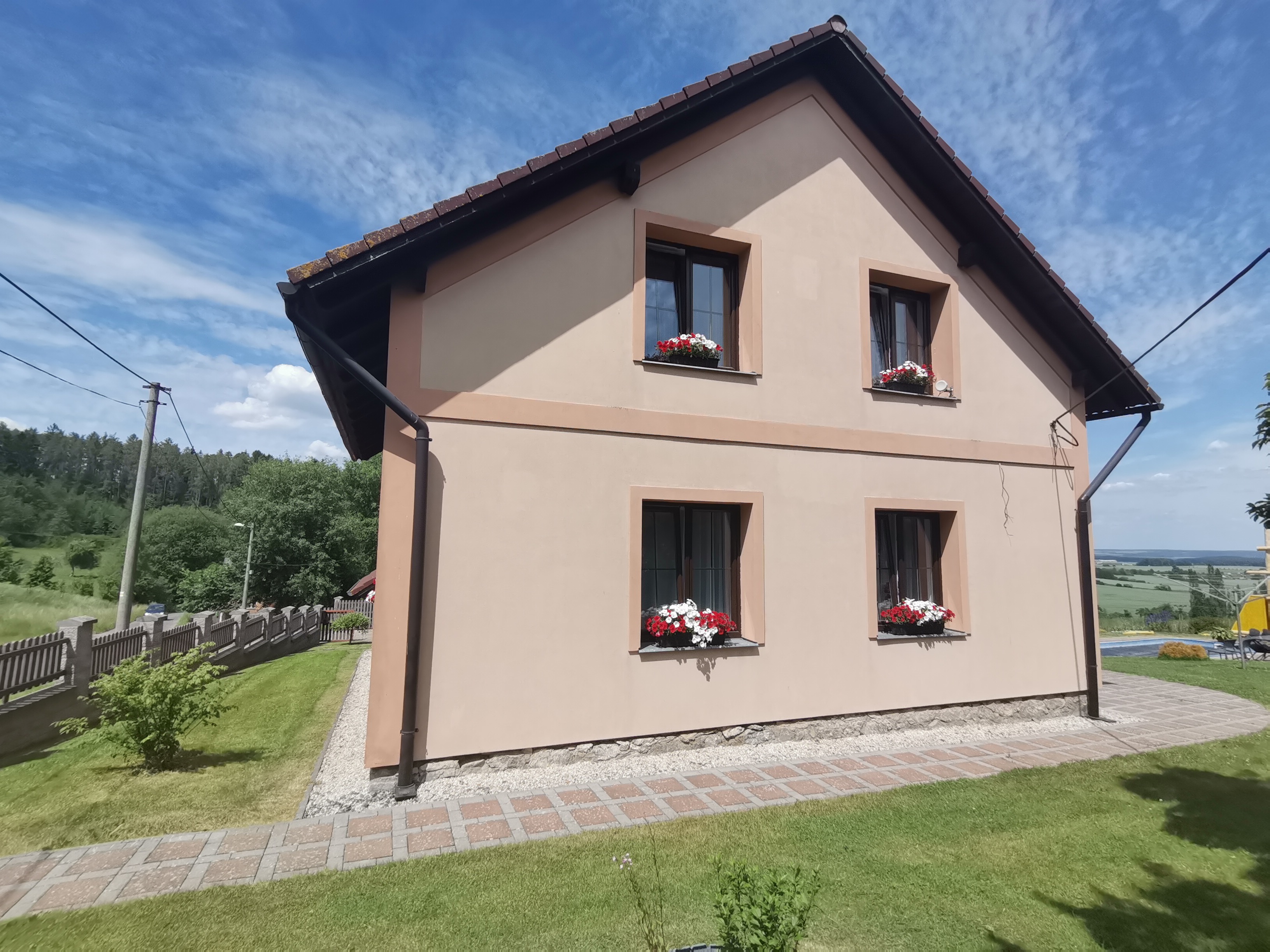 Dům na kopci foto 2