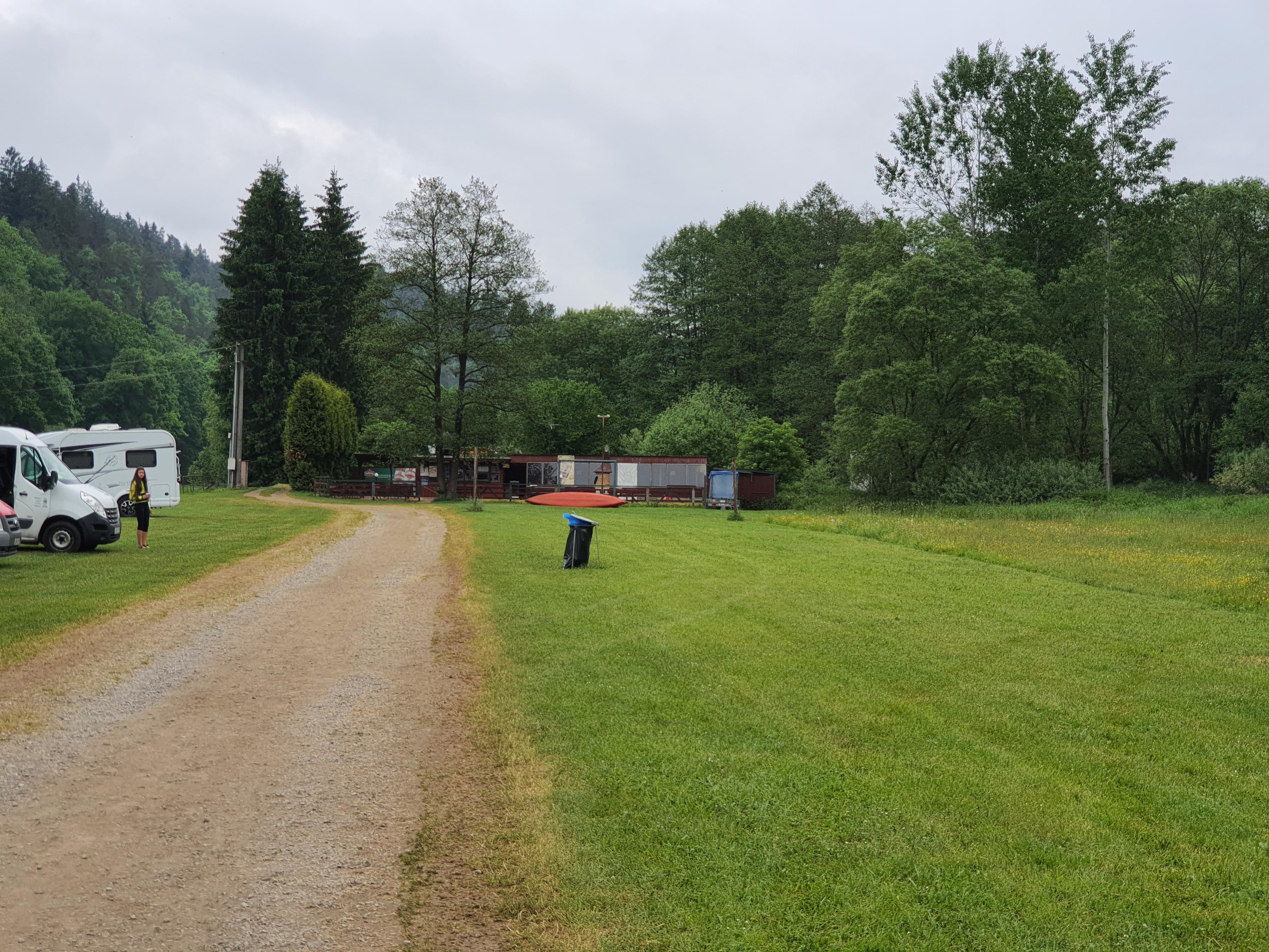 Veřejné tábořiště SALOON foto 6